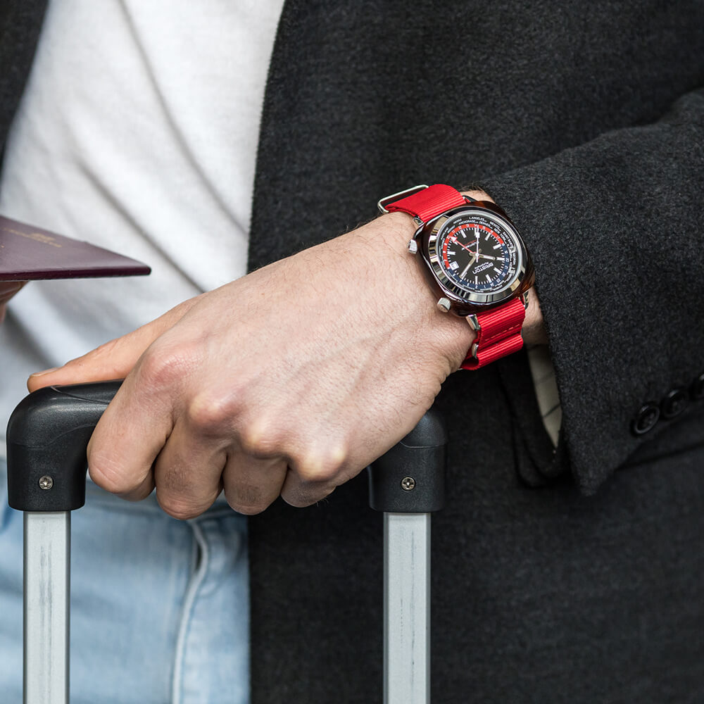 briston-clubmaster-traveler-worldtime-rouge-42-mm-automatique-gmt image 4