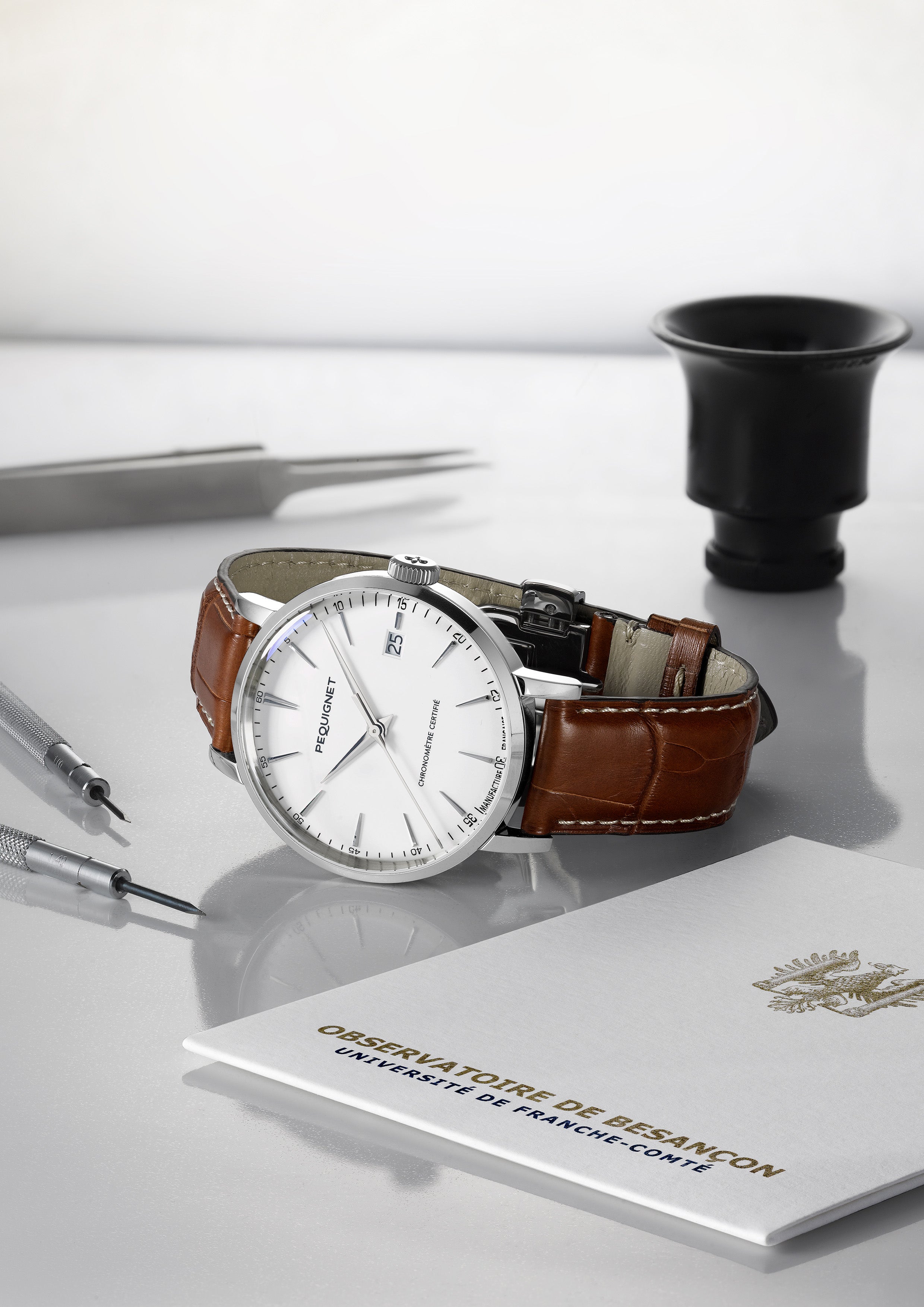 pequignet-attitude-poin-on-vip-re-montre-chronom-tre-s-rie-limit-e-50-pi-ces image 3