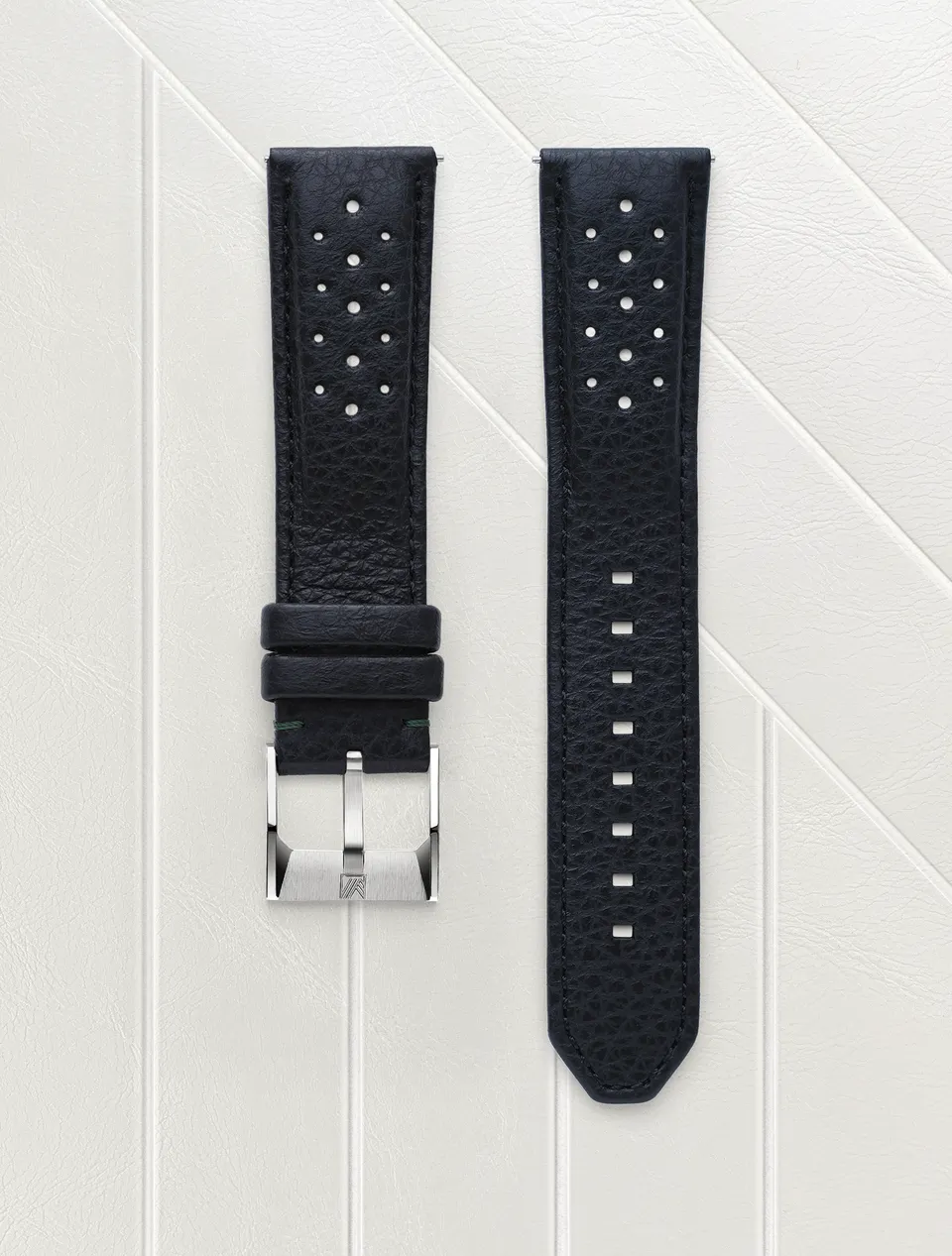 march-la-b-bracelet-montre-buffle-perfor-noir-20-mm image 1