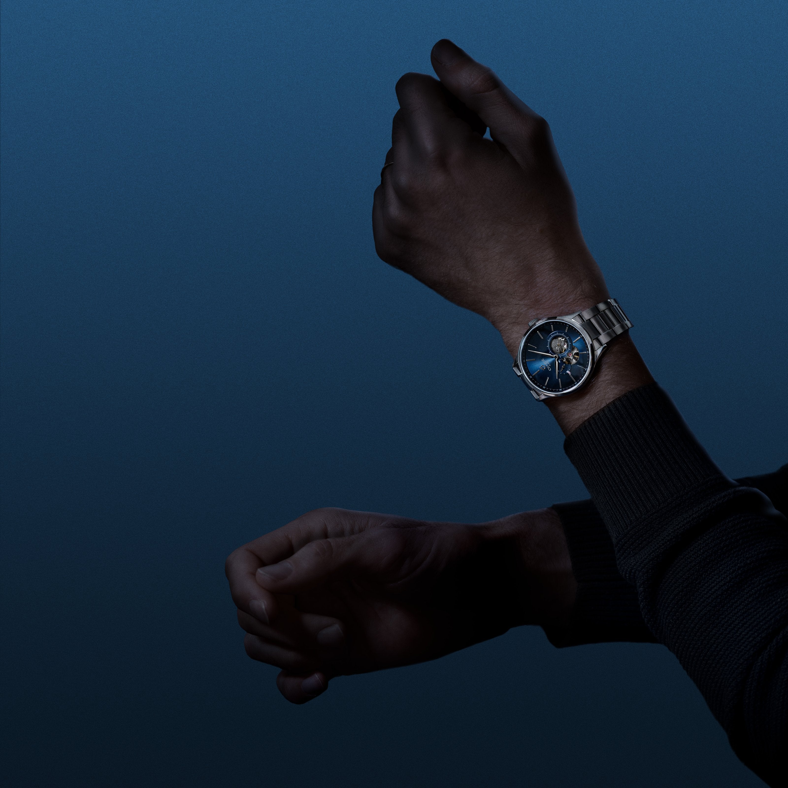 charlie-paris-initial-dition-anniversaire-10-ans-montre-automatique-homme-bleu-s image 3