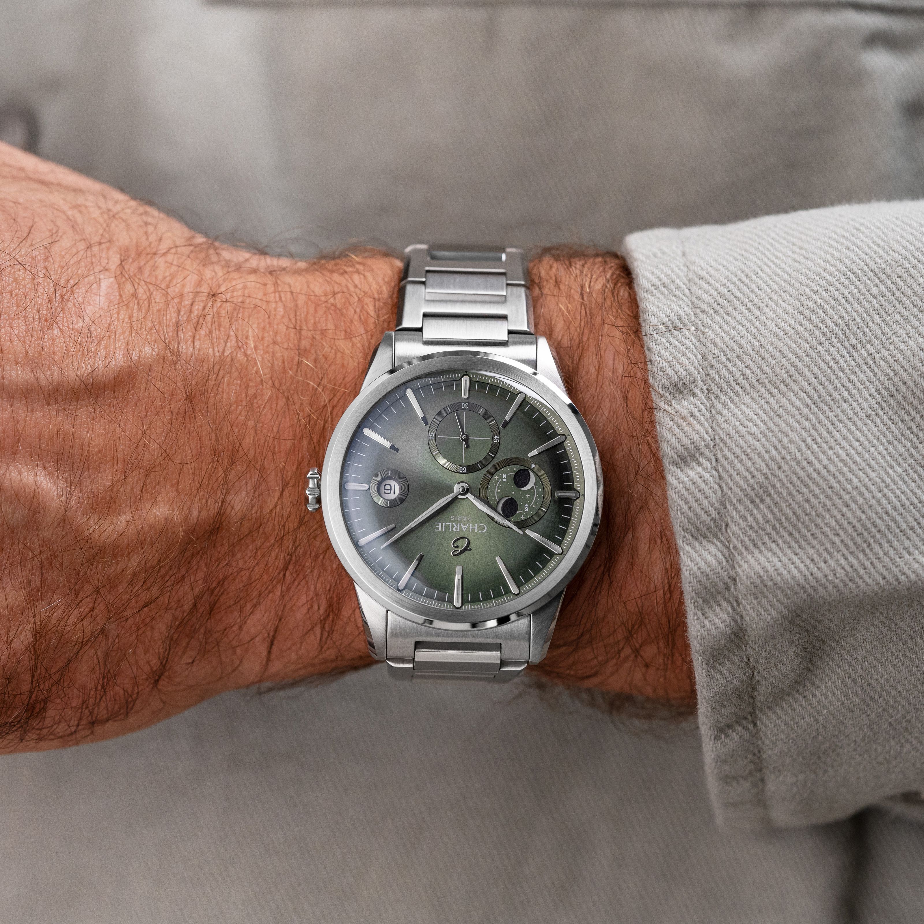 charlie-paris-alliance-phase-de-lune-sauge-montre-automatique-39mm image 3