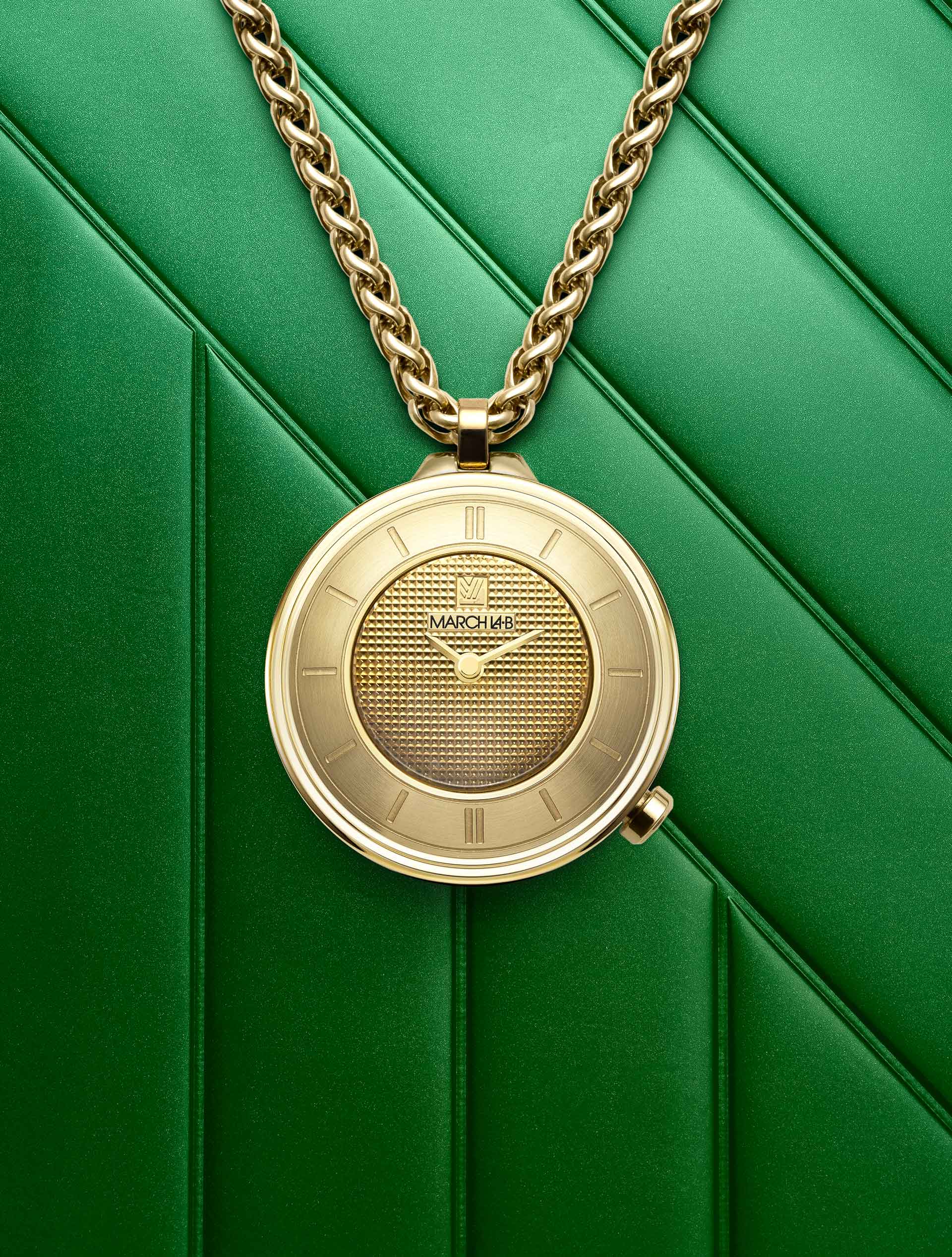 march-la-b-sautoir-lady-volante-gold-montre-sautoir-bijou image 1