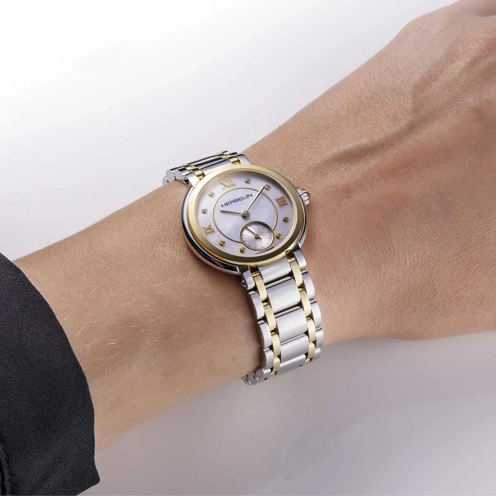 herbelin-galet-petite-seconde-montre-femme-bicolore-nacre-zircon image 2