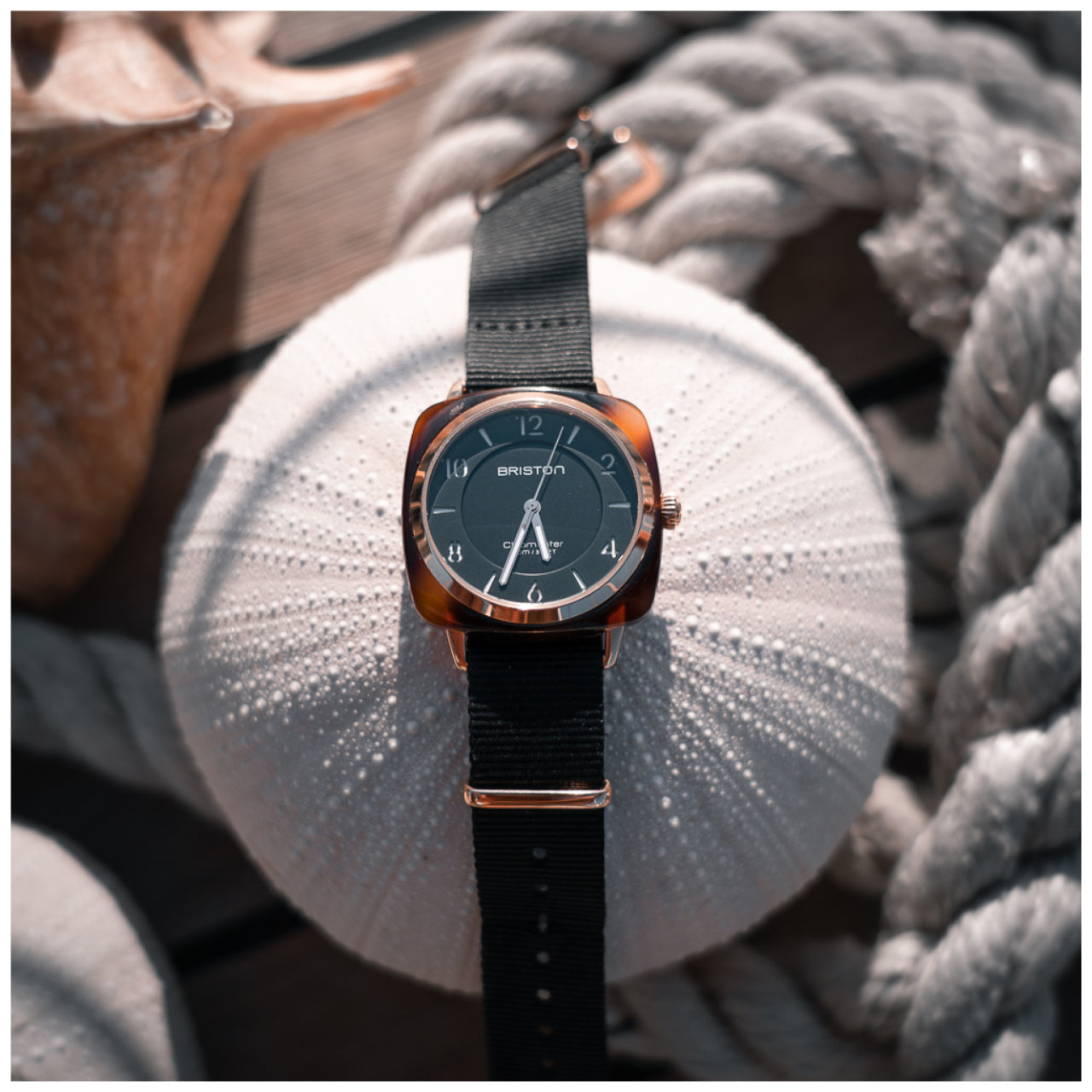 briston-clubmaster-chic-hm-quartz-36-mm-or-rose-noir image 3