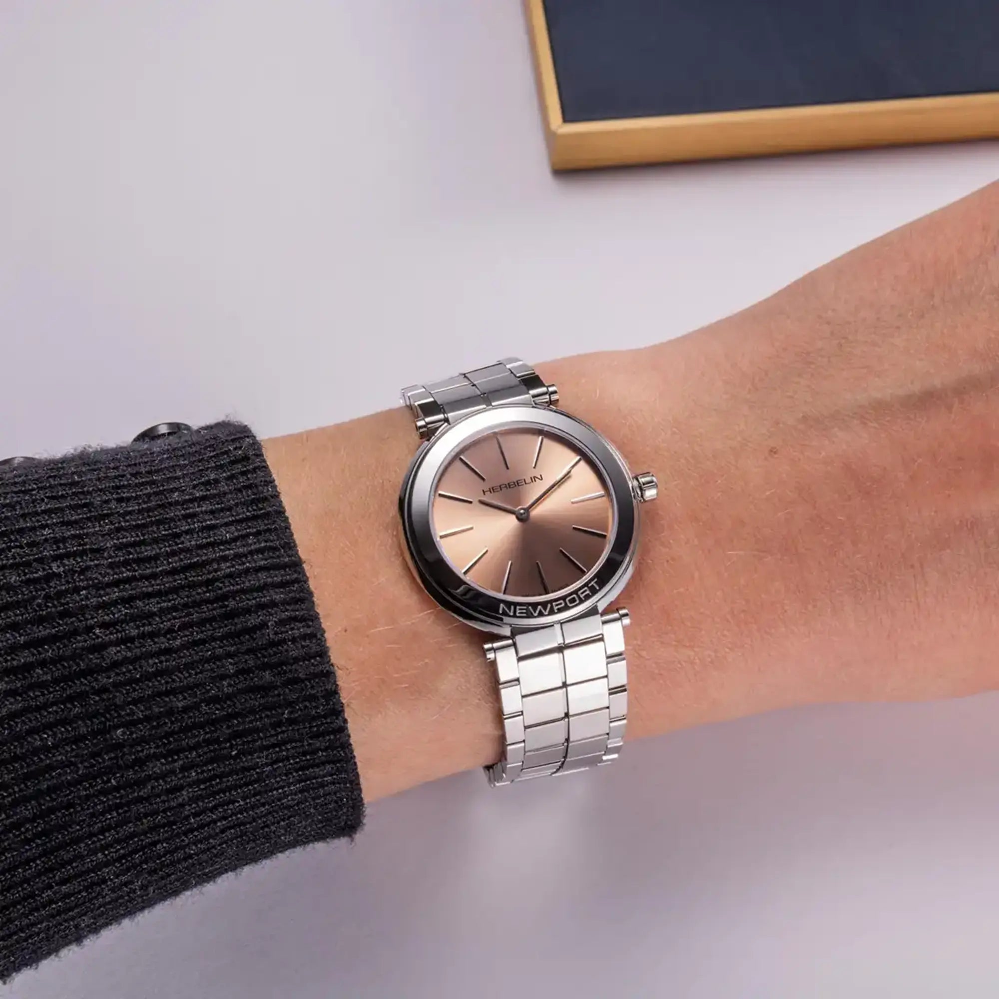 herbelin-newport-slim-montre-femme-quartz-champagne-ros-acier-5-85-mm image 2
