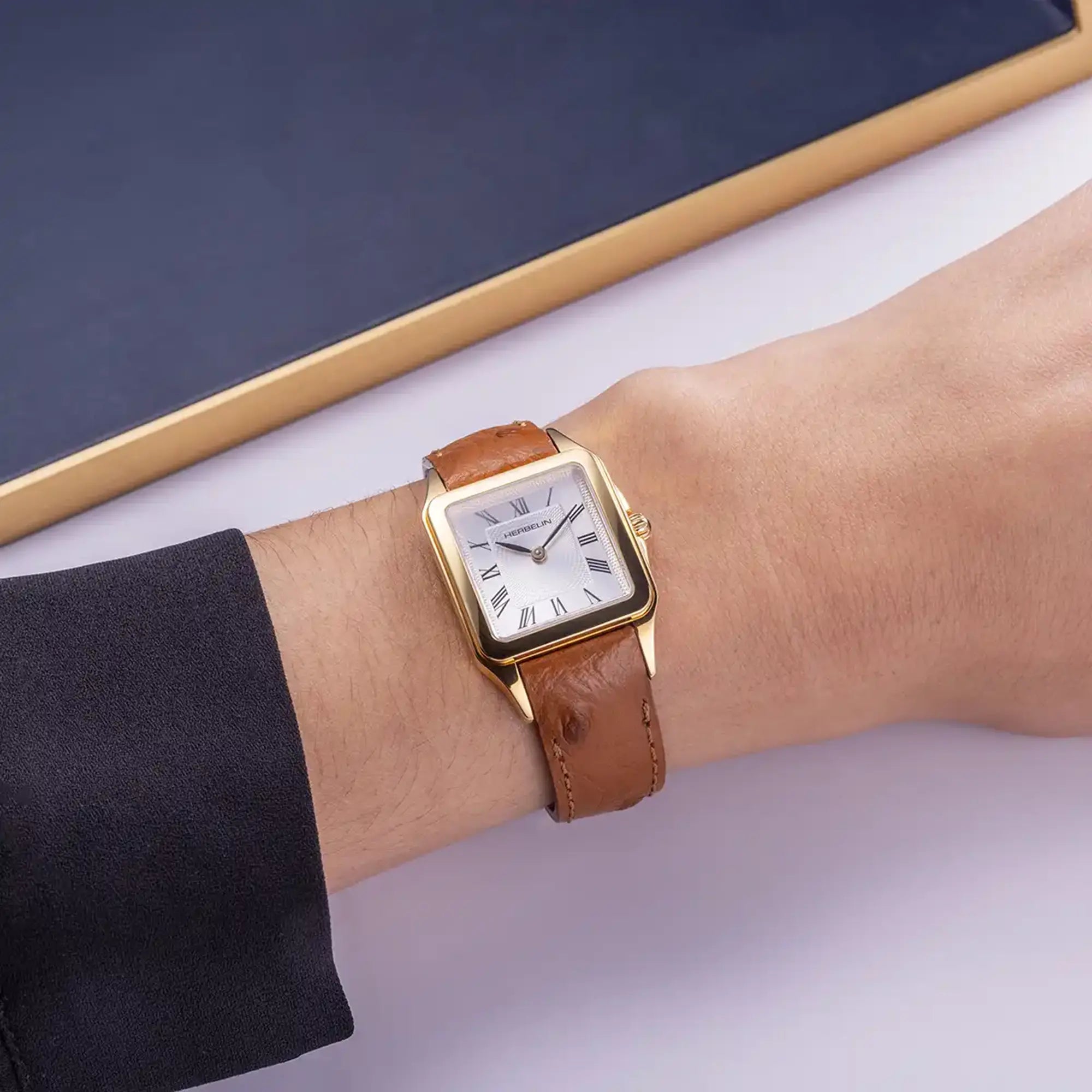 herbelin-luna-quartz-montre-femme-dor-cuir-camel image 2