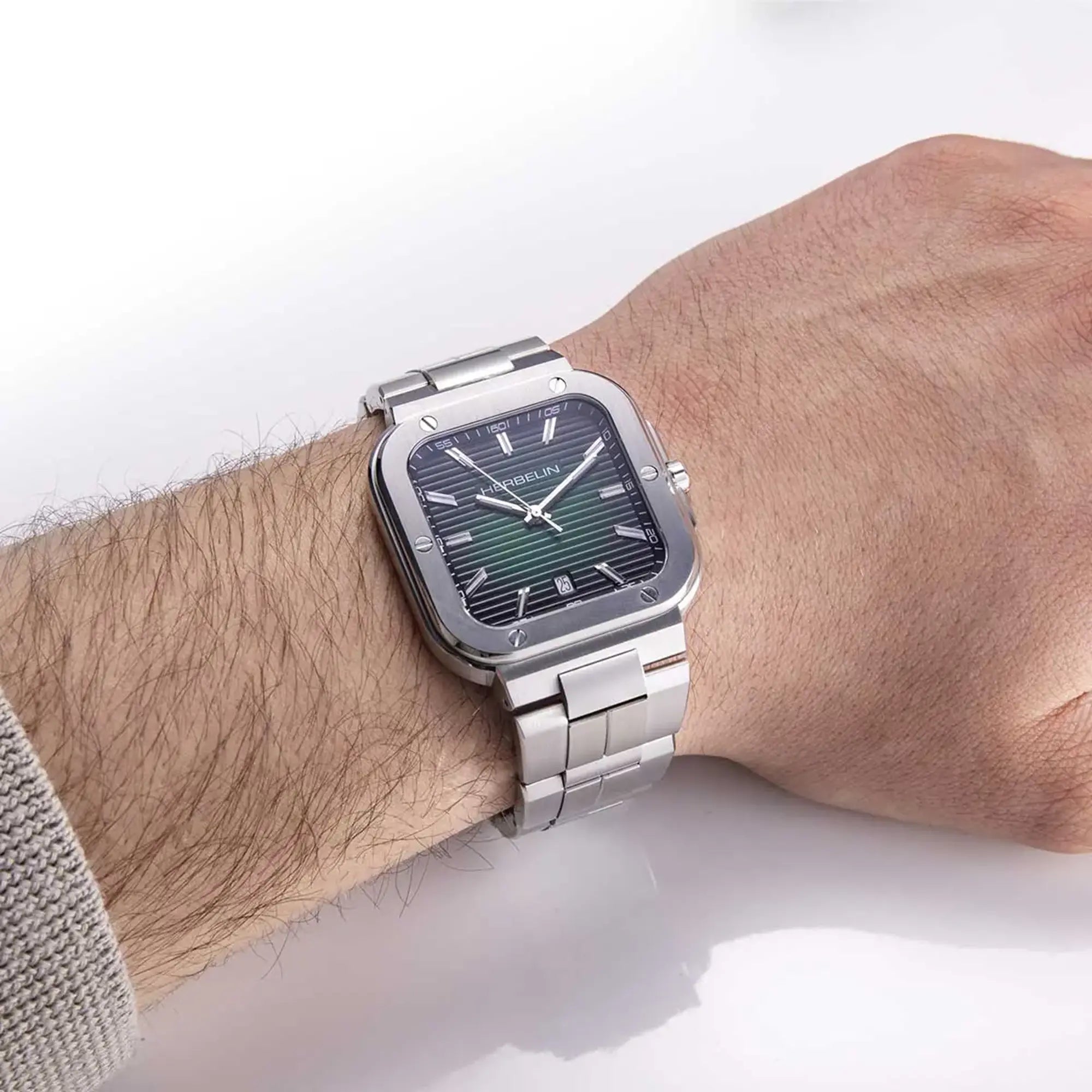 herbelin-cap-camarat-square-quartz-montre-homme-acier-vert image 2