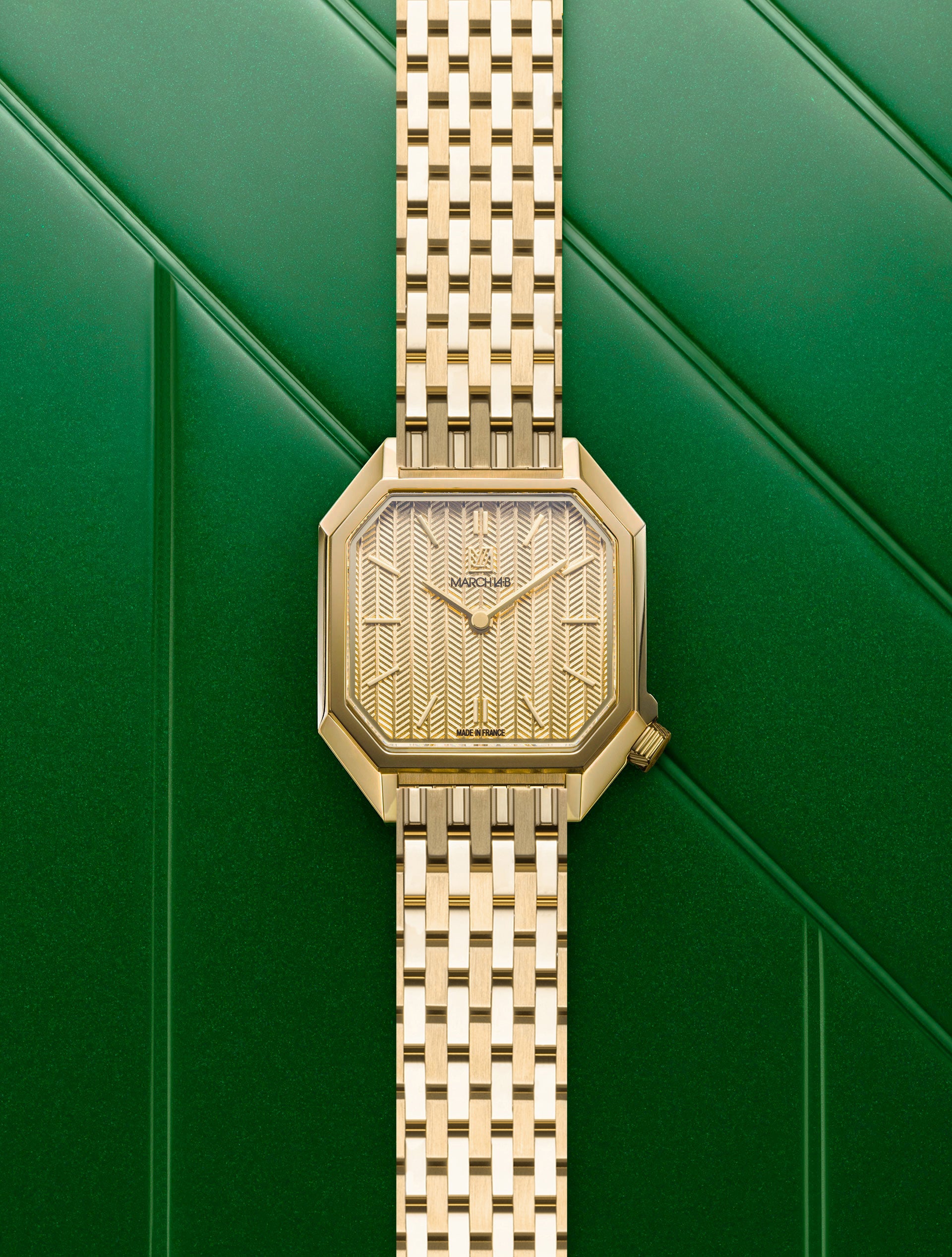 march-la-b-montre-milady-mansart-chevrons-or-28mm image 2