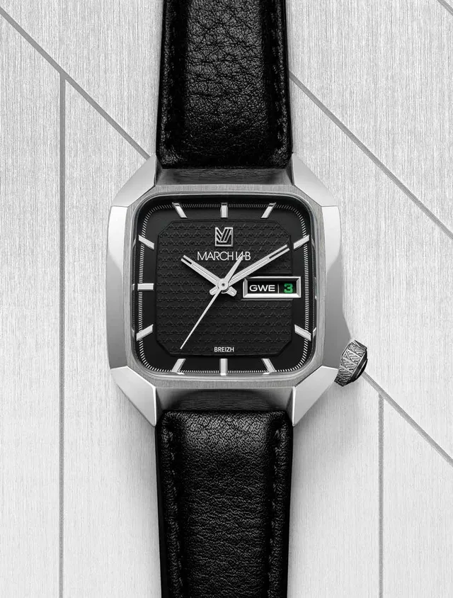 march-la-b-am2-lectrique-breizh-montre-fran-aise-cadran-noir-hermines image 1