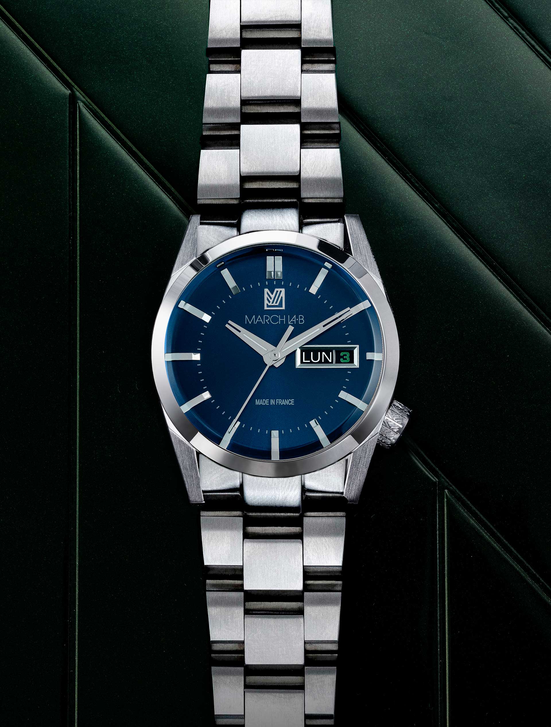 march-la-b-montre-am89-lectrique-navy-38mm-bleue image 2