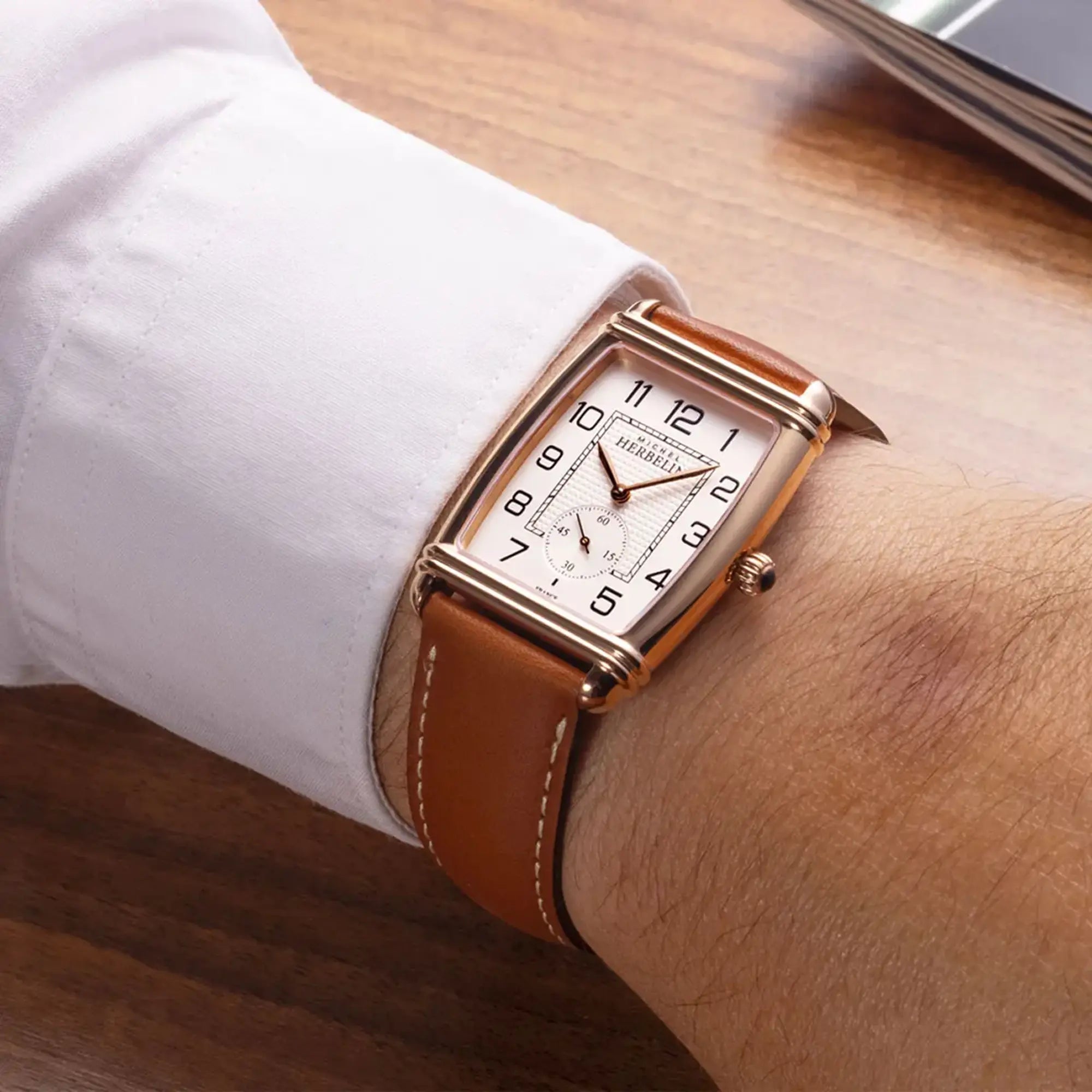 herbelin-art-d-co-petite-seconde-montre-quartz-pvd-or-rose-cuir image 2