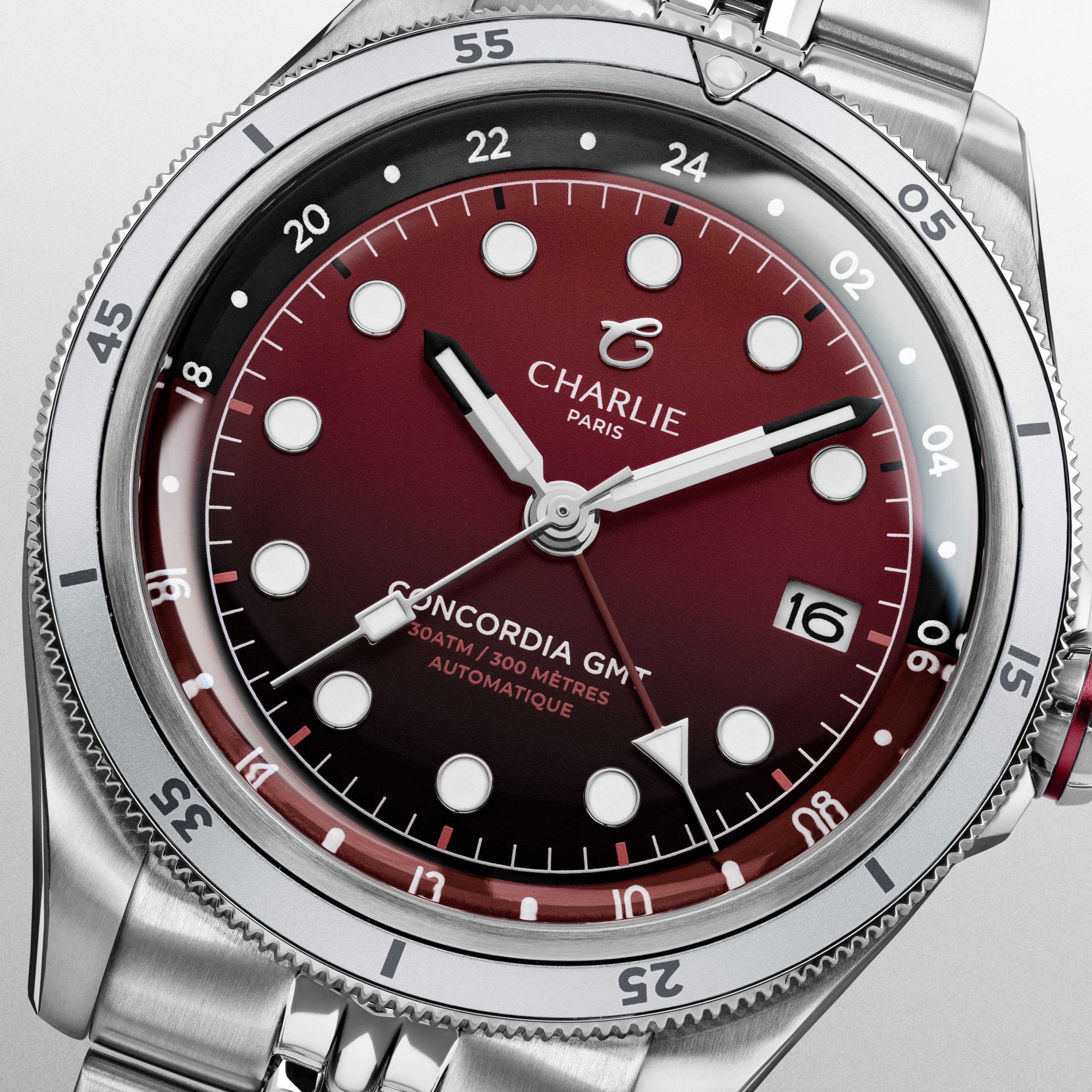 charlie-paris-concordia-gmt-bordeaux-40-mm-montre-automatique-300-m image 3