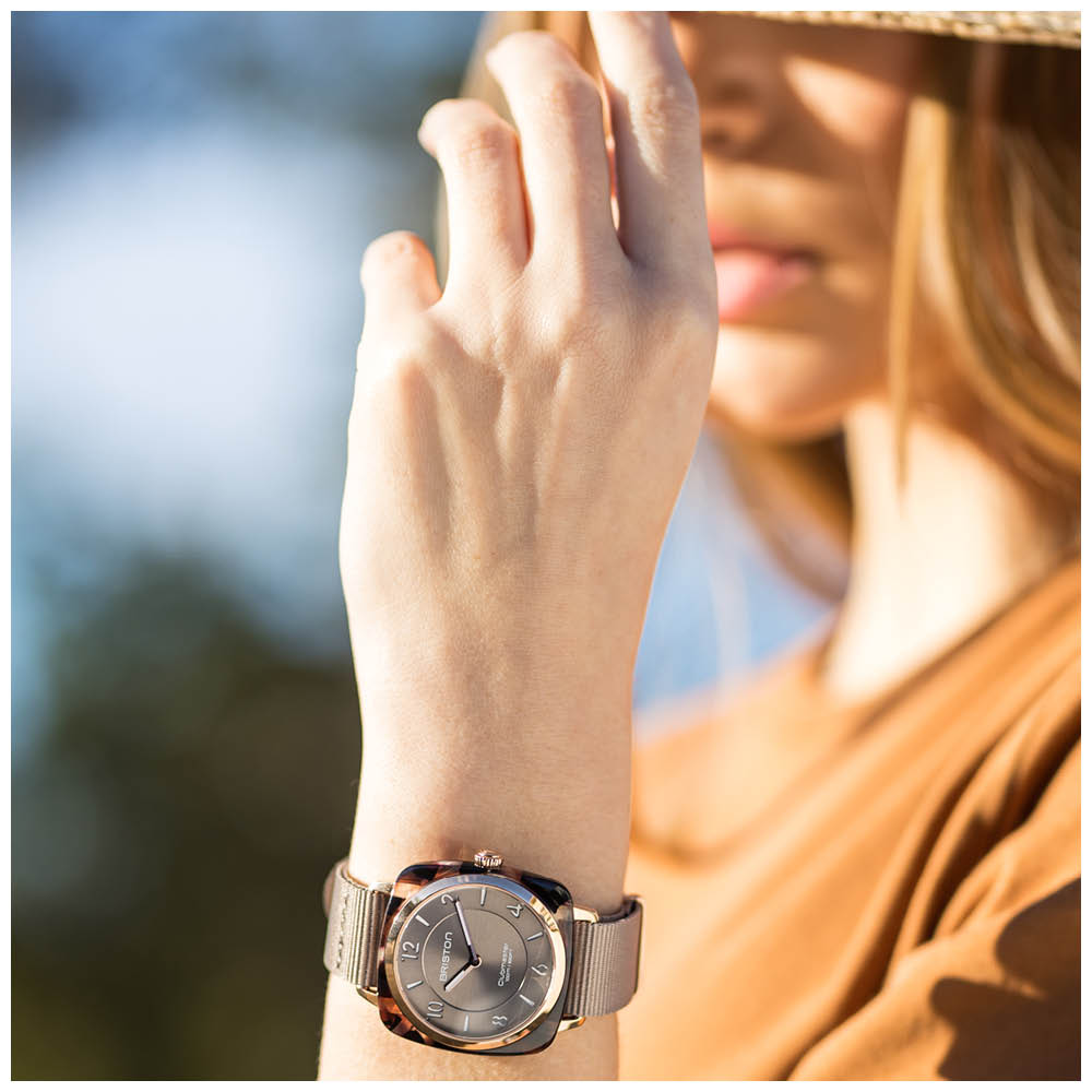 briston-clubmaster-chic-36-mm-gris-taupe-quartz image 2