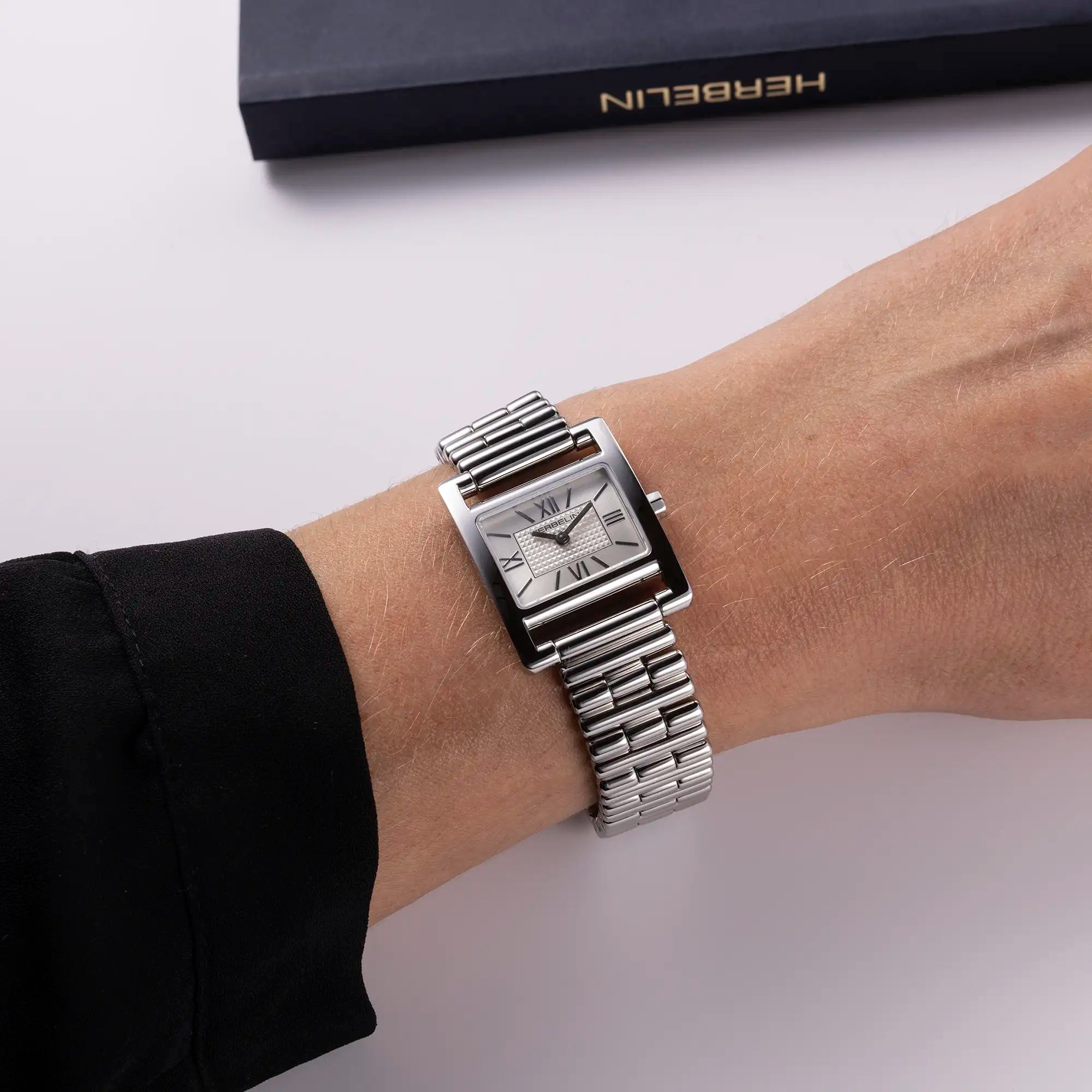 herbelin-ve-avenue-quartz-femme-acier-bracelet-rouleaux-index image 2