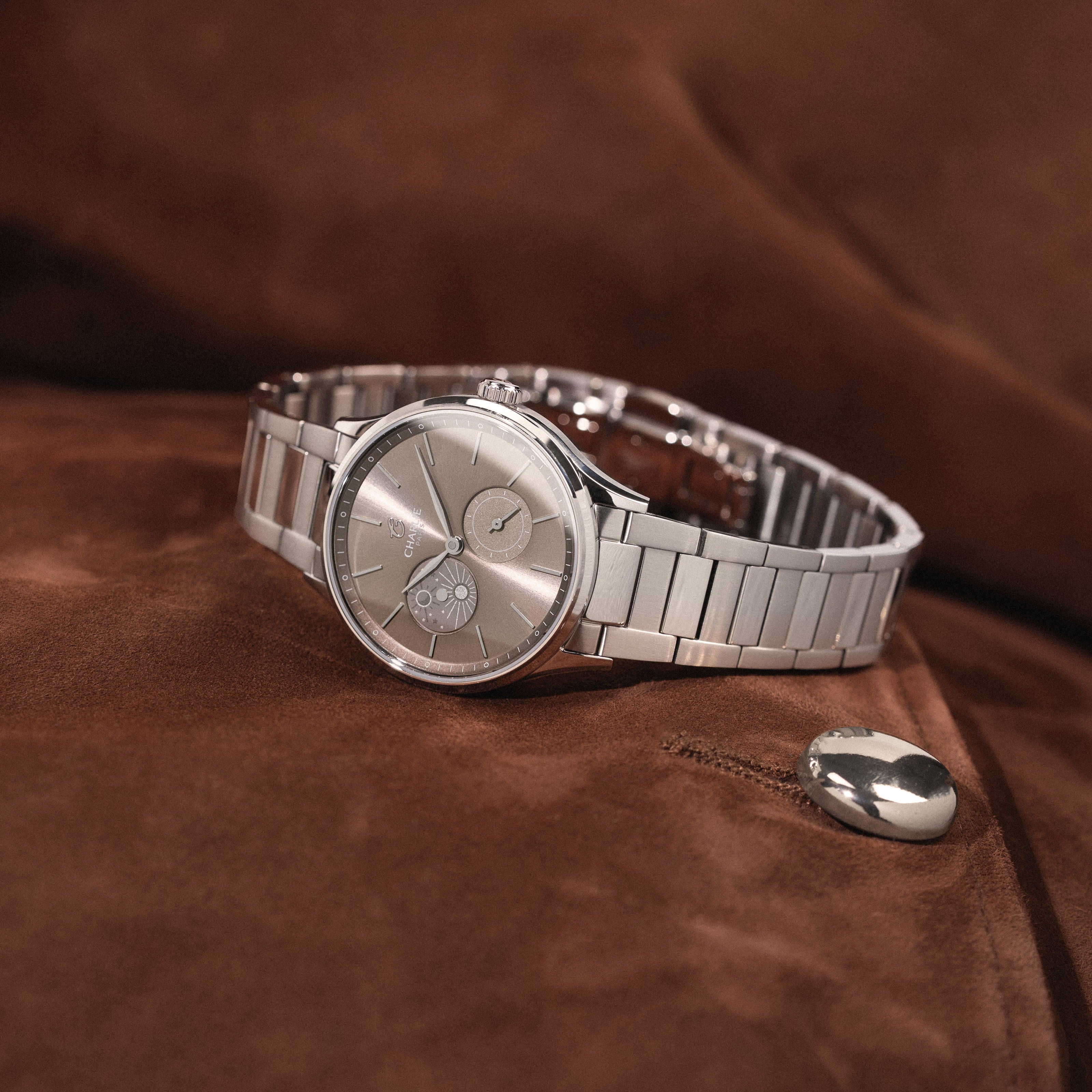 charlie-paris-initial-36-jour-nuit-taupe-36-mm-montre-automatique-acier image 2