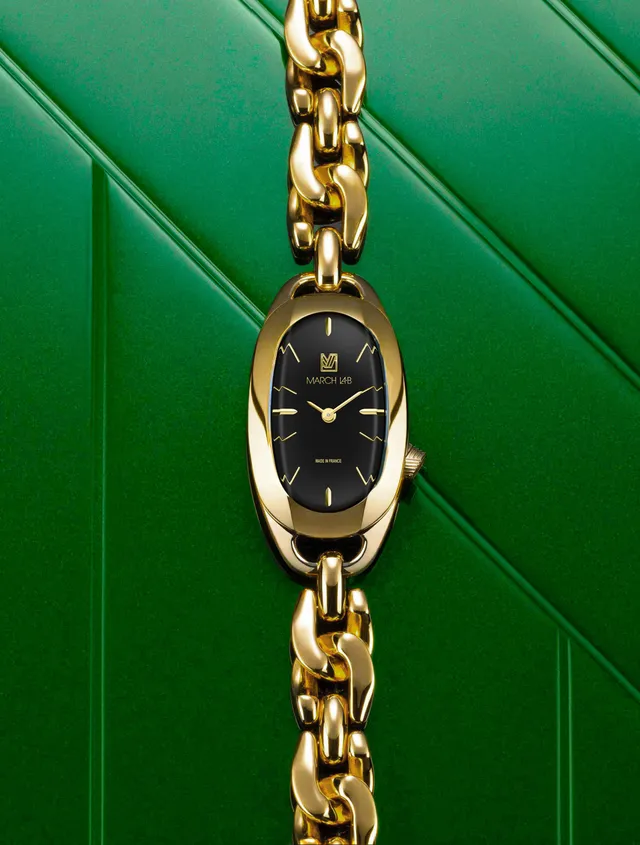 march-la-b-montre-oblongue-supreme-femme-20-mm-noire-dor-e-quartz image 1