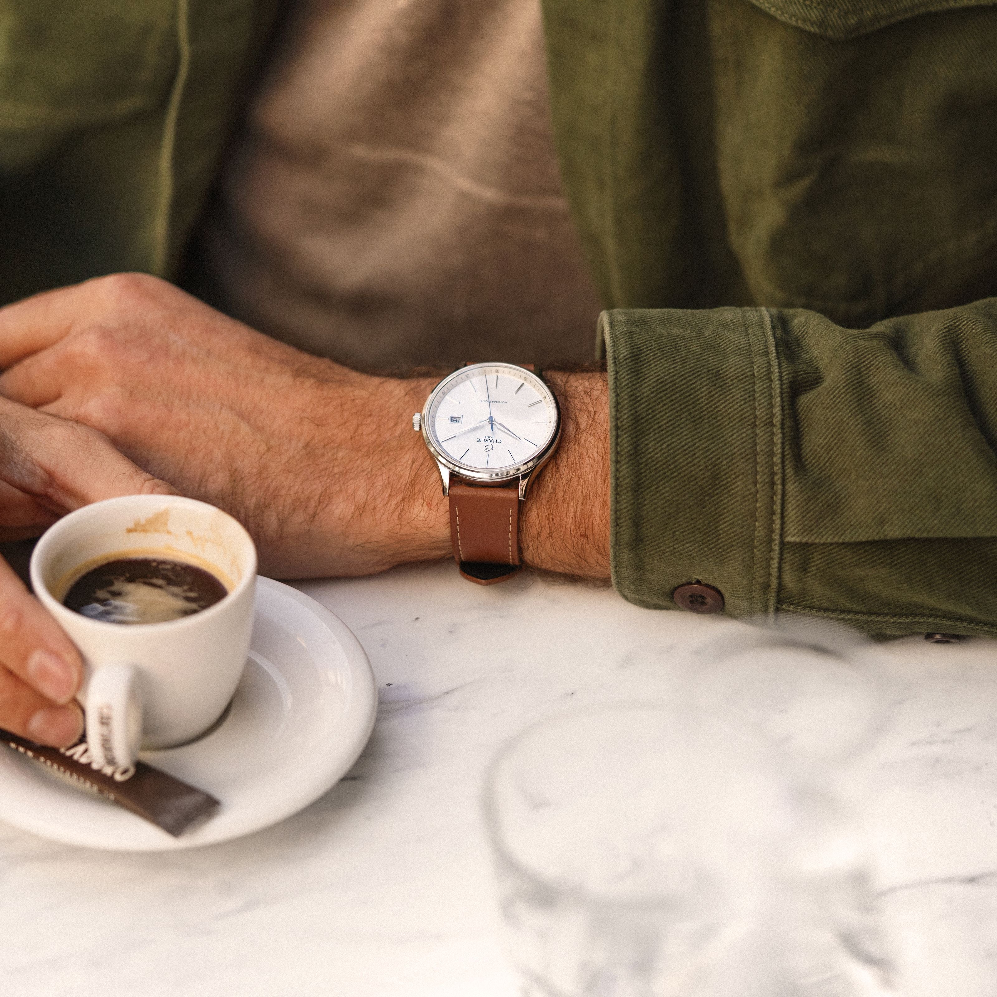 charlie-paris-initial-slim-blanc-montre-homme-automatique-40-mm-cadran-blanc-aci image 2