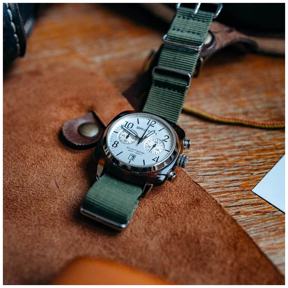 briston-clubmaster-classic-montre-chronographe-quartz-40-mm-blanc image 2