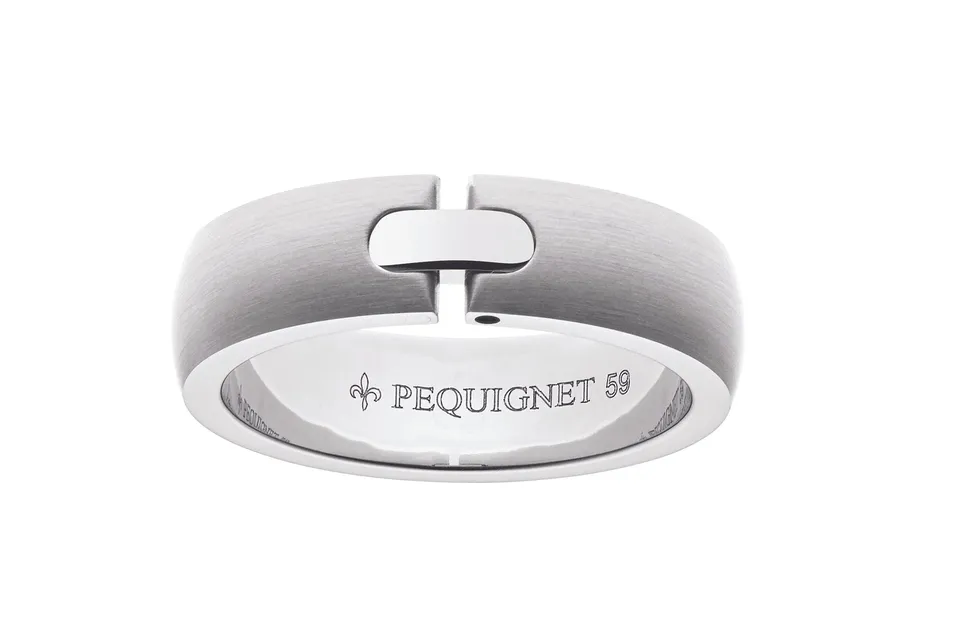pequignet-moorea-bague-acier-or-jaune-et-diamant-bijou-femme image 1
