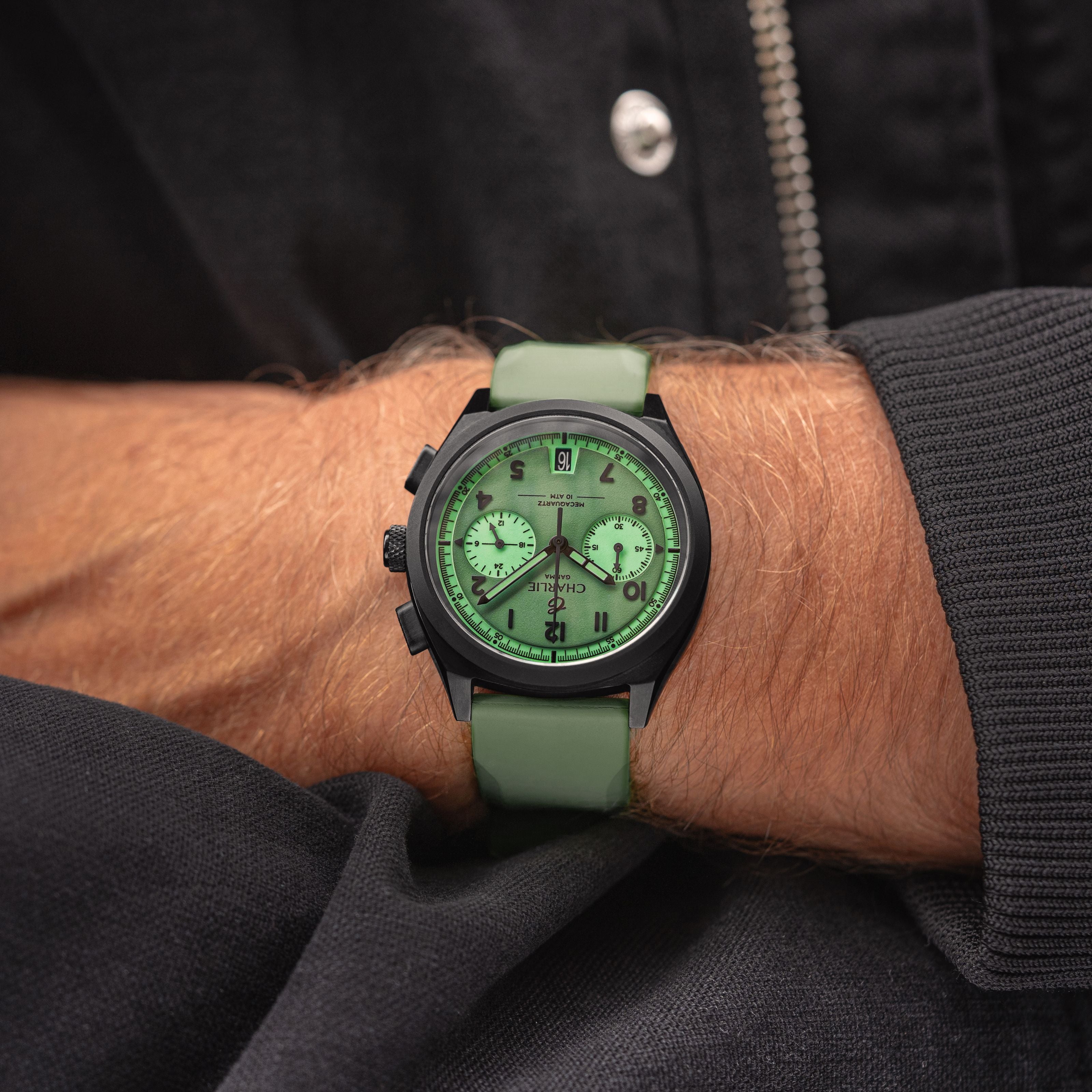 charlie-paris-grx-chronographe-gamma-montre-homme-39mm-full-lume image 8