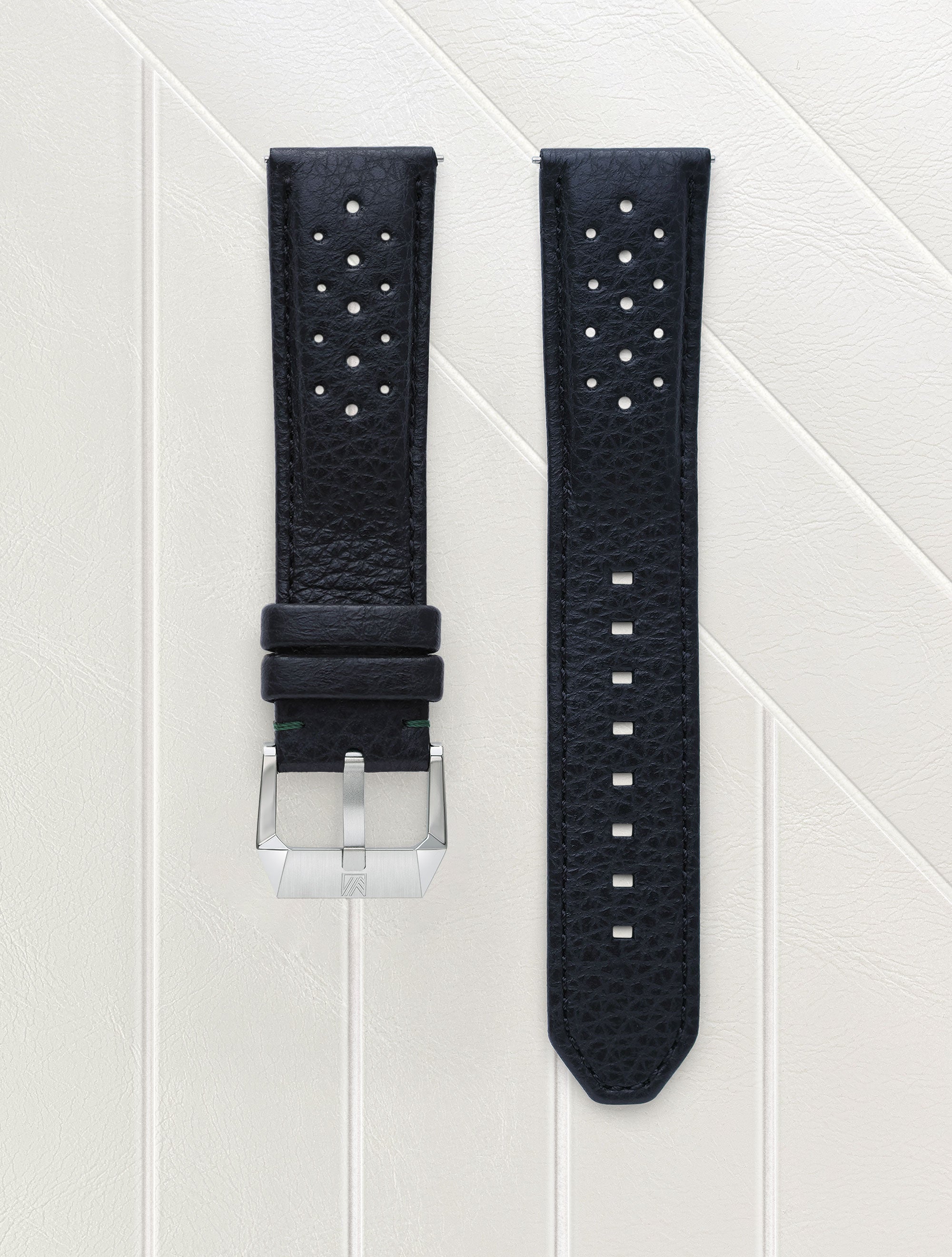 march-la-b-bracelet-buffle-perfor-noir-22mm image 1