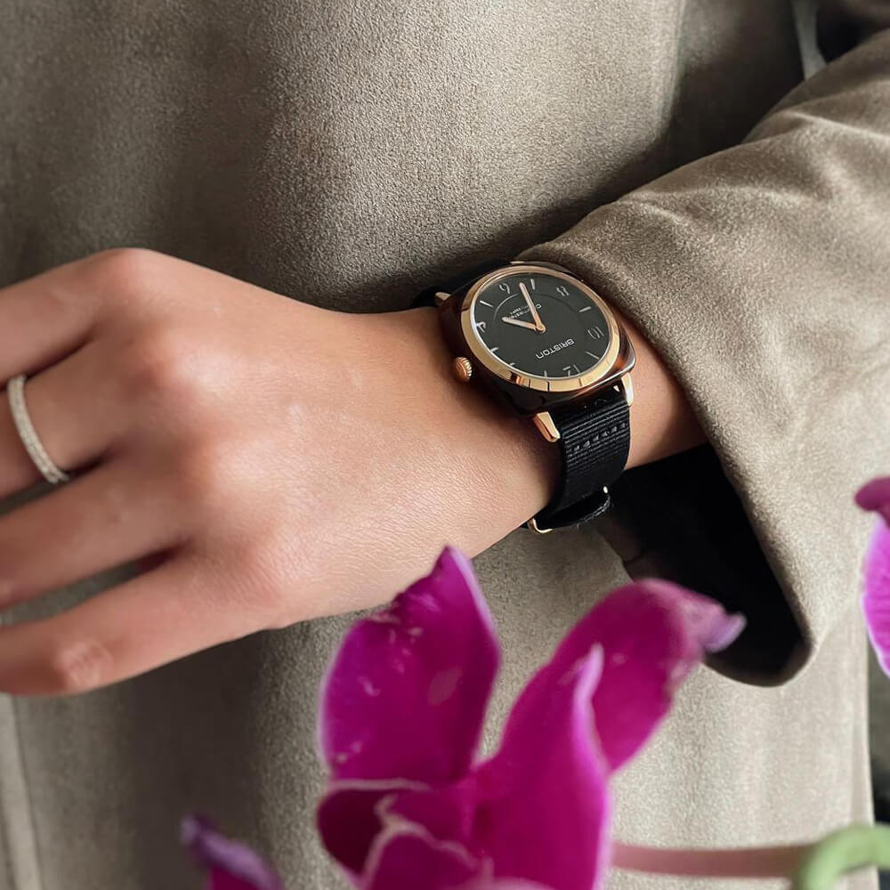 briston-clubmaster-chic-hm-quartz-36-mm-or-rose-noir image 2