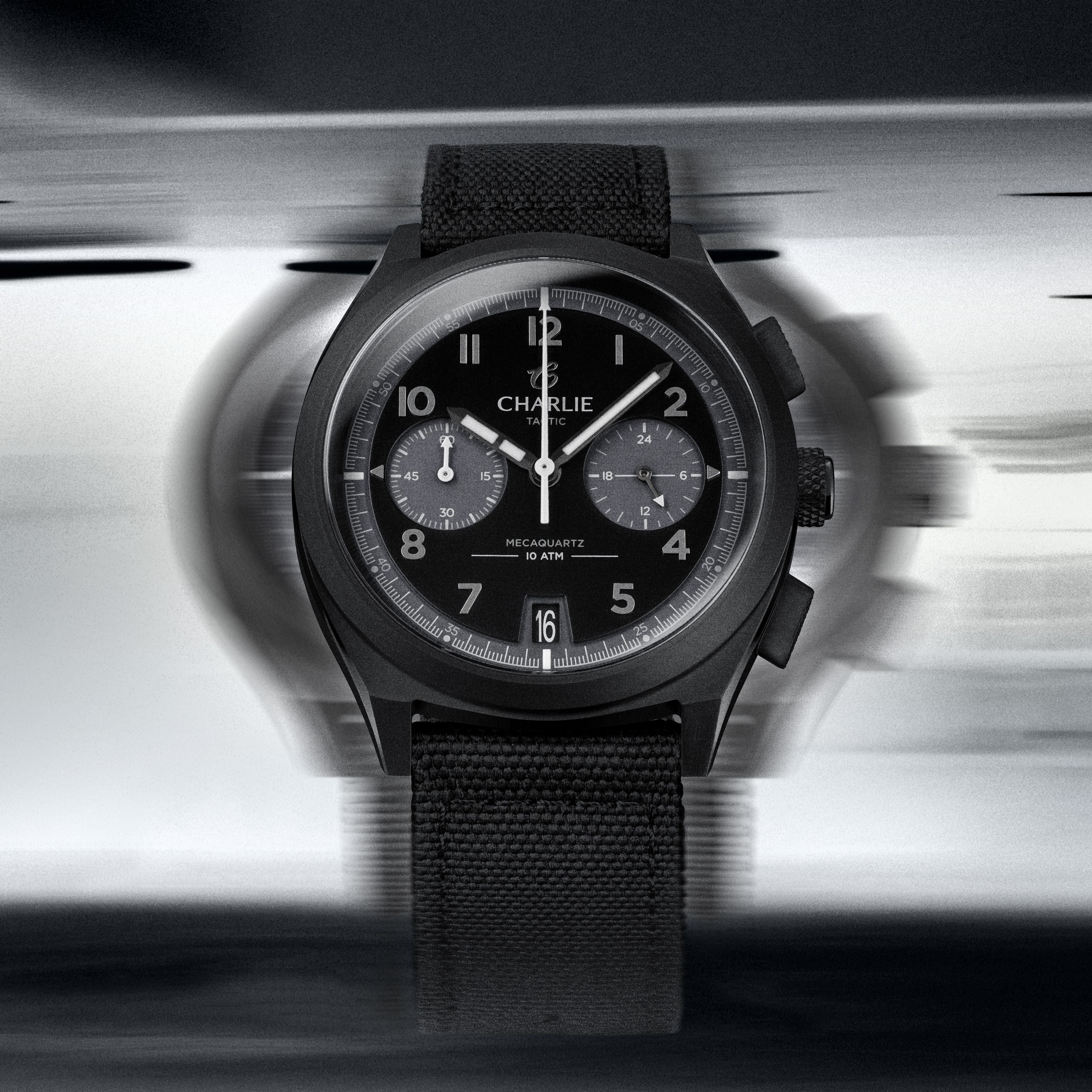 charlie-paris-grx-chronographe-tactic-montre-homme-39mm-pvd-noir-cadran-noir image 2
