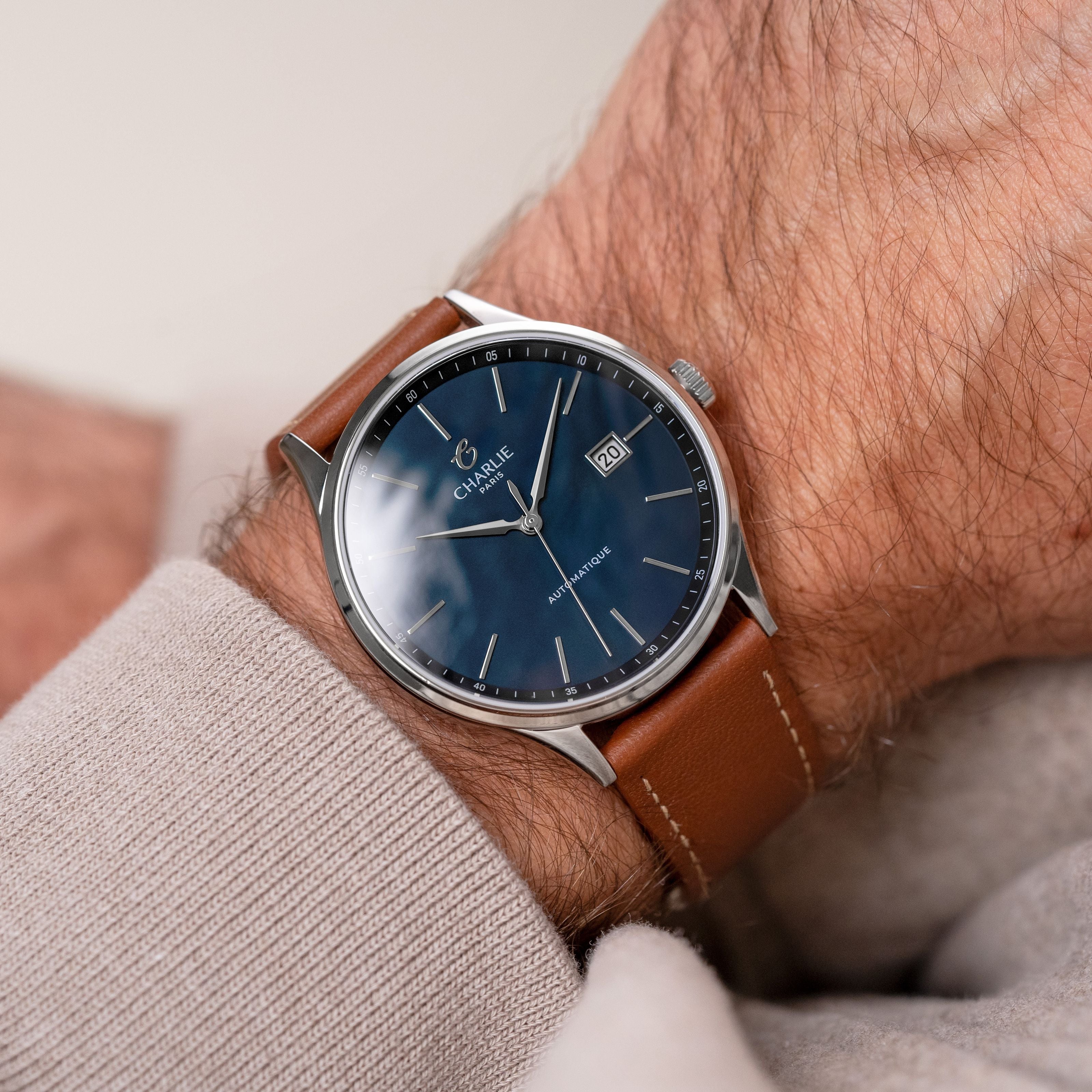 charlie-paris-initial-slim-bleu-montre-homme-automatique-40-mm-cadran-bleu-acier image 4