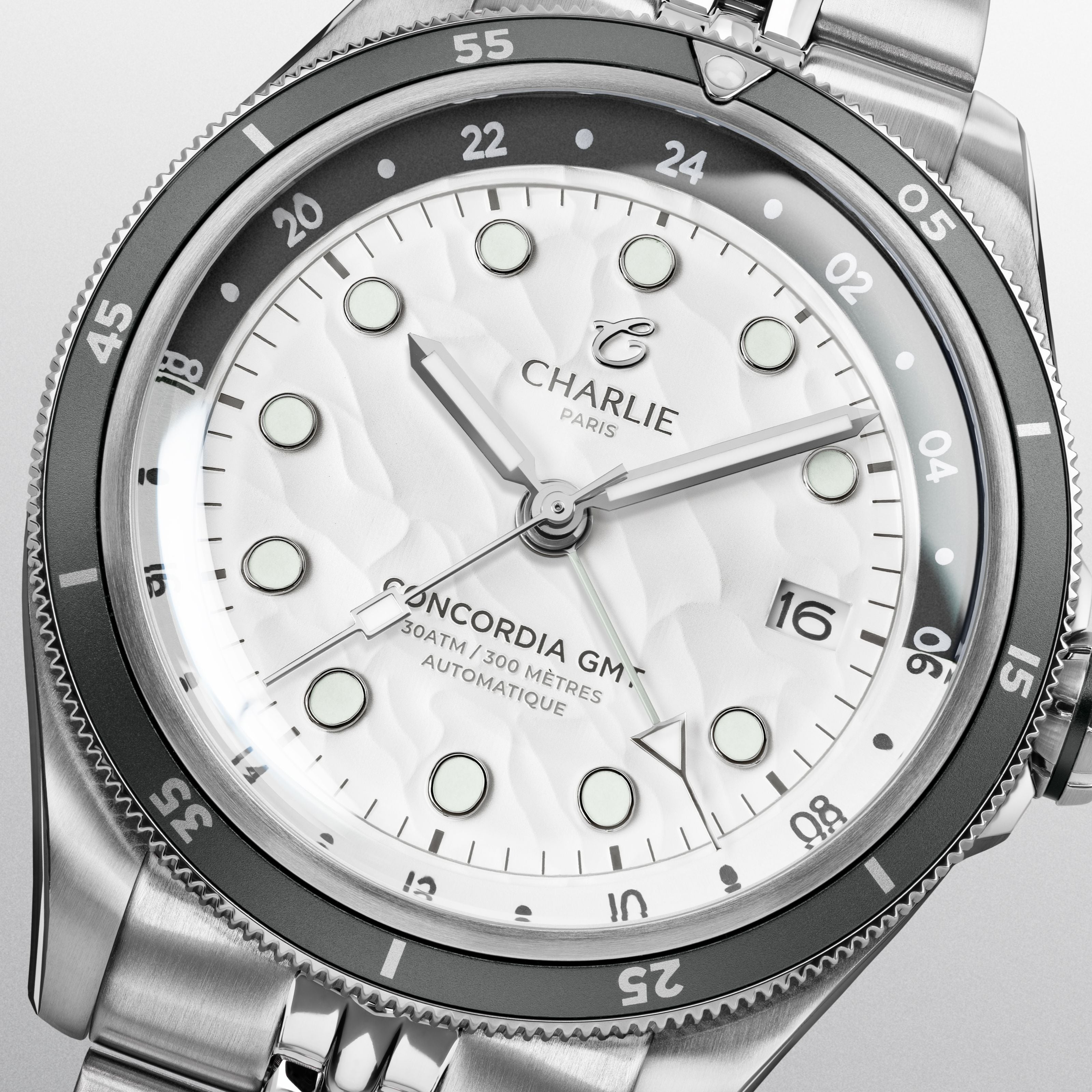 charlie-paris-concordia-gmt-automatique-40mm-toundra image 2