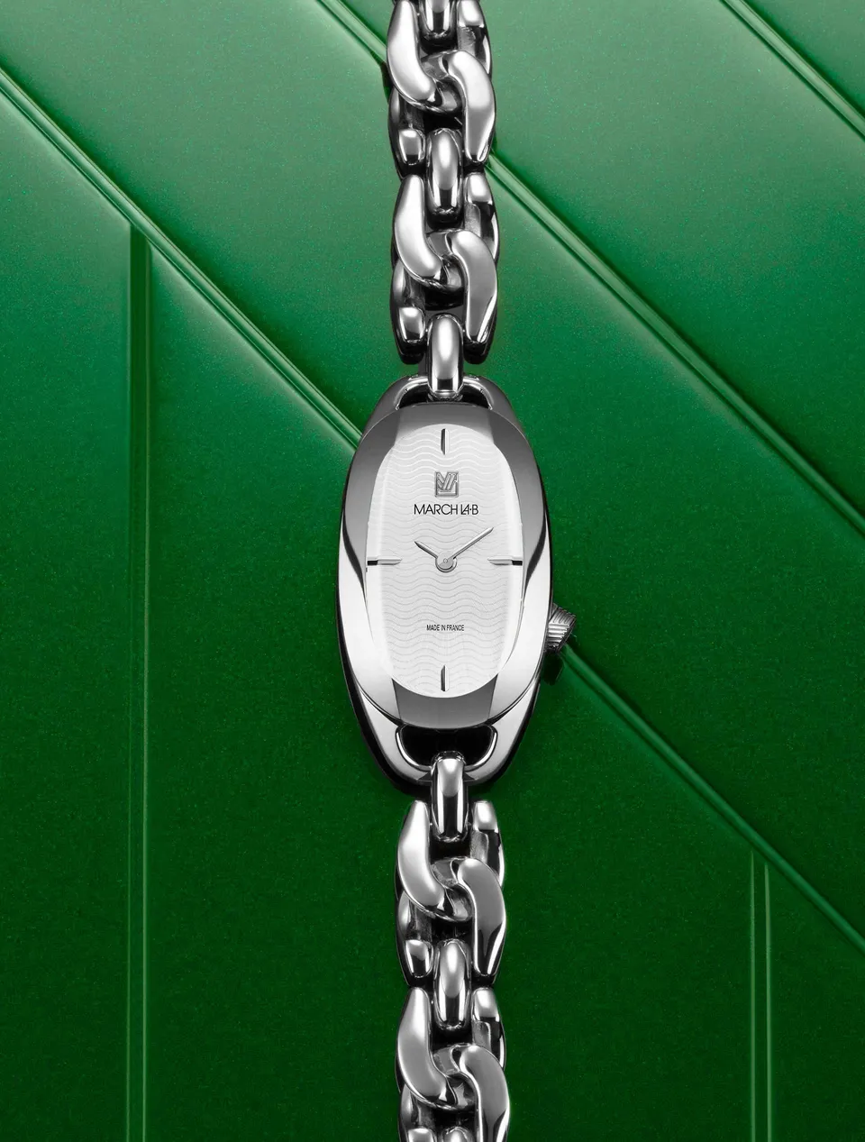 march-la-b-oblongue-white-montre-femme-ovale-20-mm image 1
