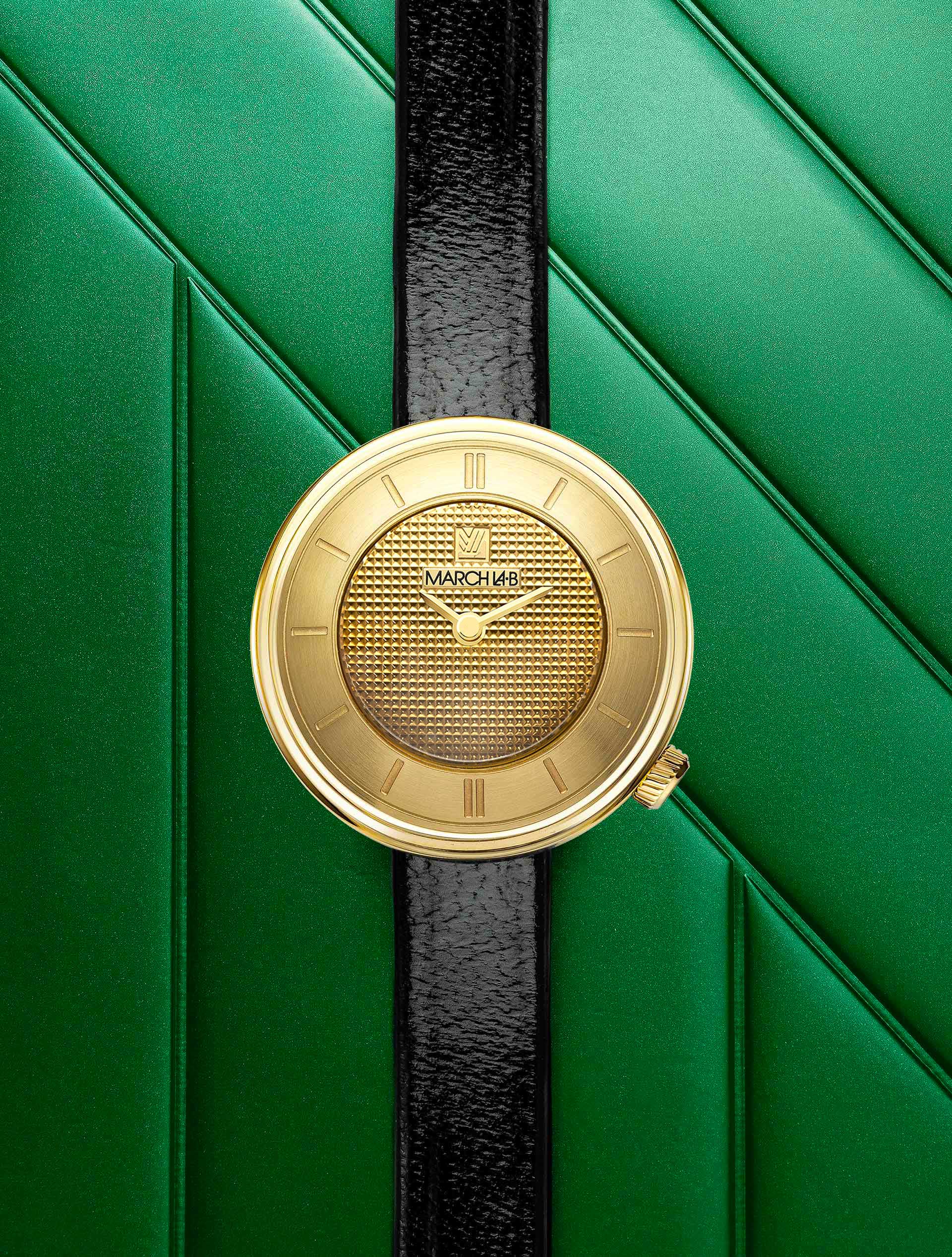 march-la-b-lady-volante-gold-montre-femme-disco-volante image 3