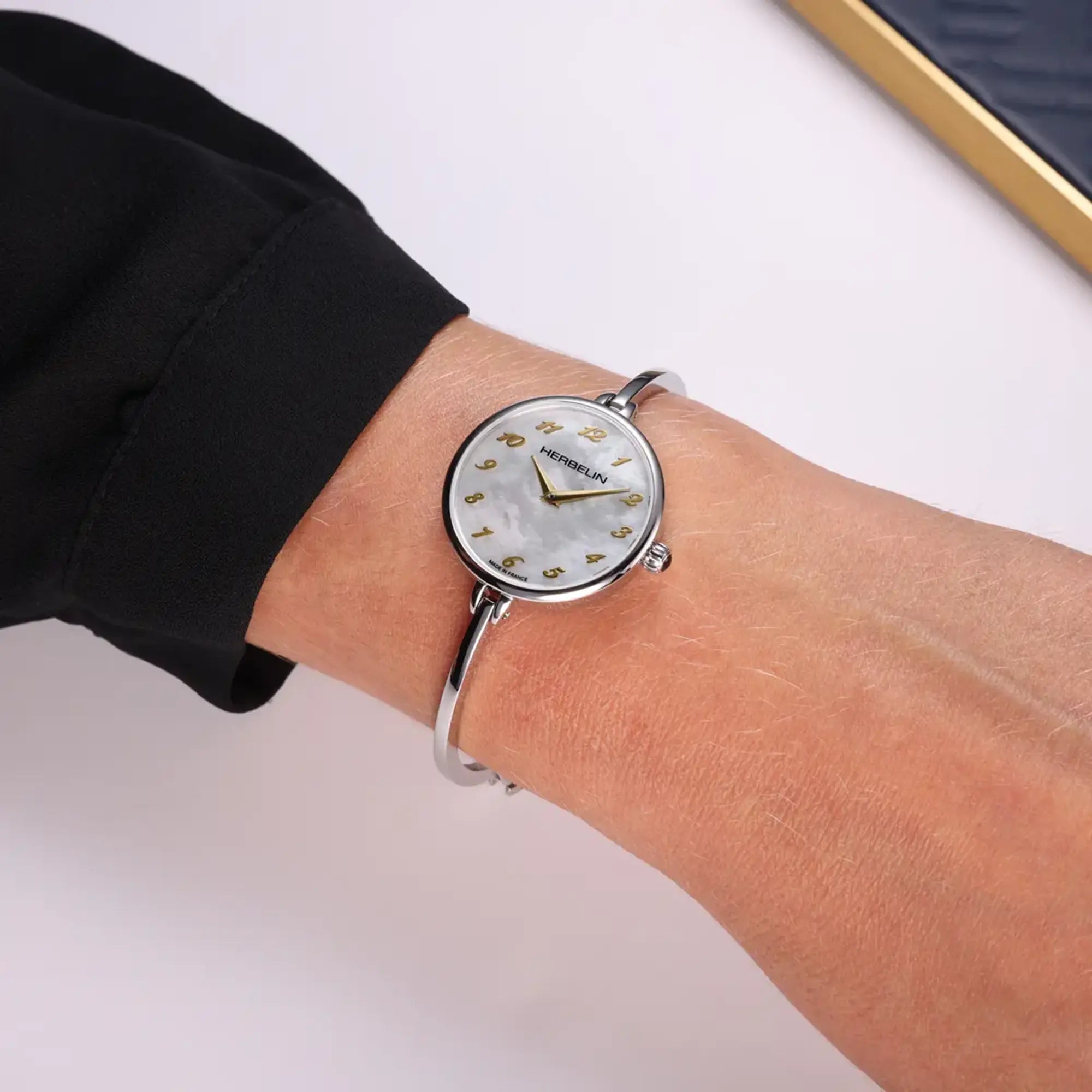herbelin-fil-quartz-montre-femme-acier-nacre image 2