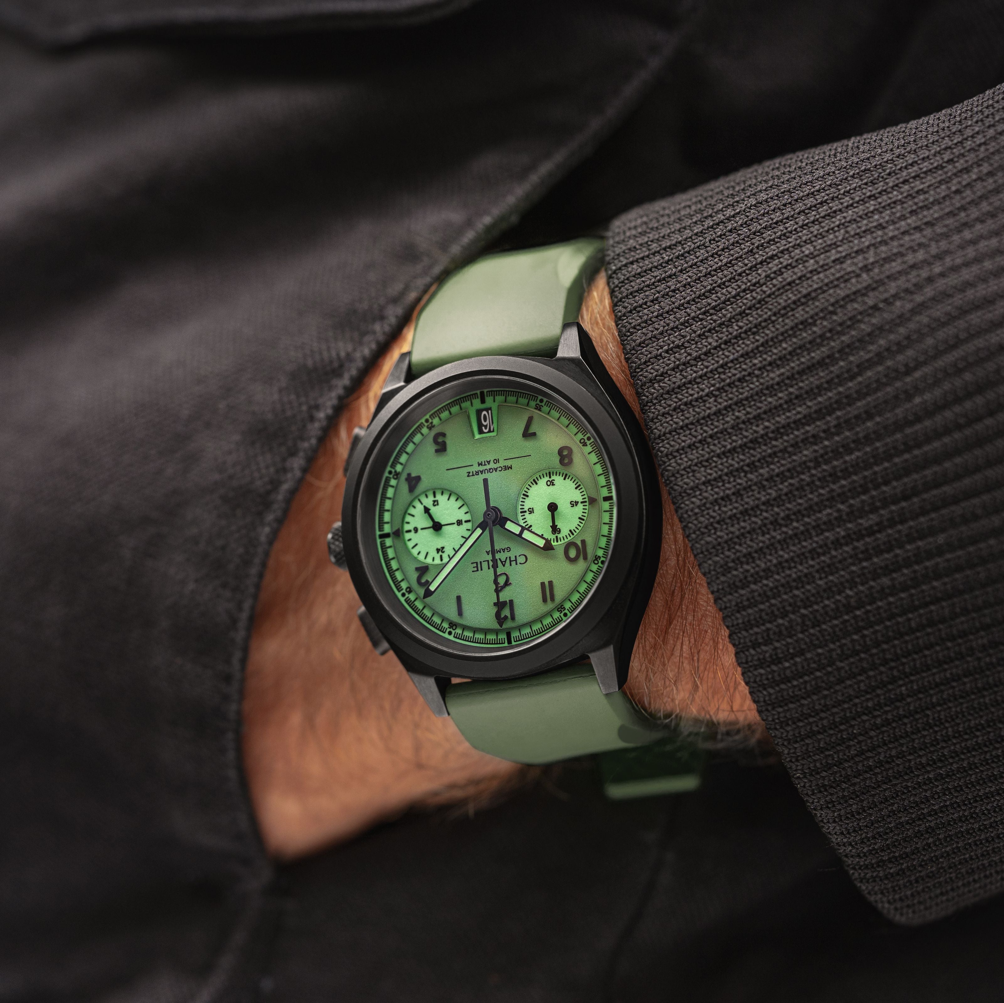 charlie-paris-grx-chronographe-gamma-montre-homme-39mm-full-lume image 2