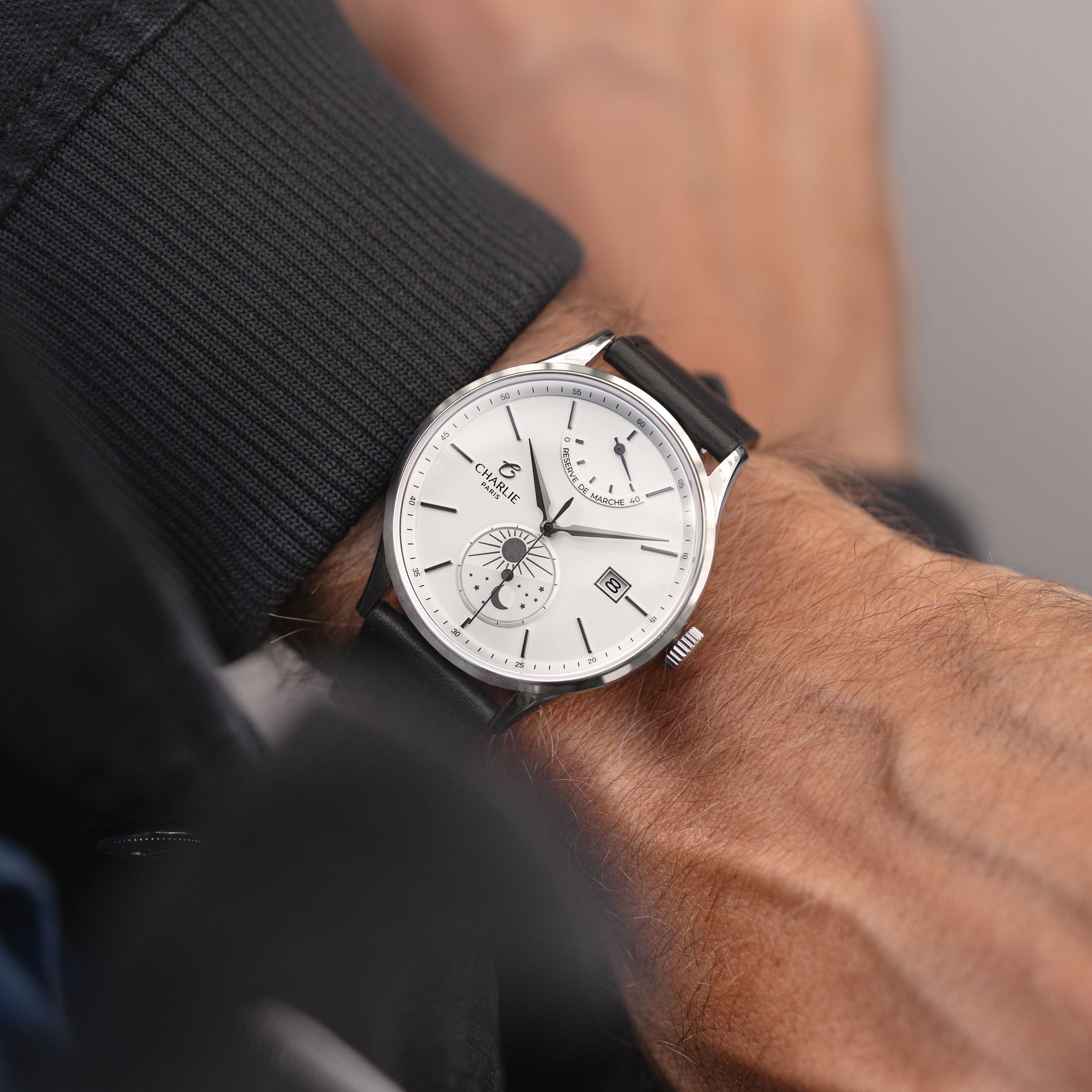 charlie-paris-initial-jour-nuit-solstice-montre-homme-automatique-r-serve-de-mar image 3