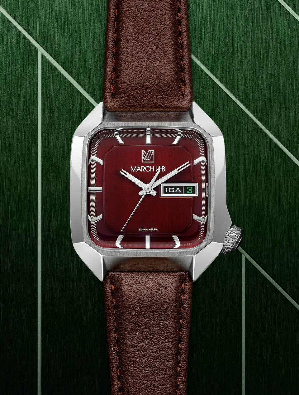 march-la-b-am2-electrique-euskal-montre-homme-cadran-noir image 1