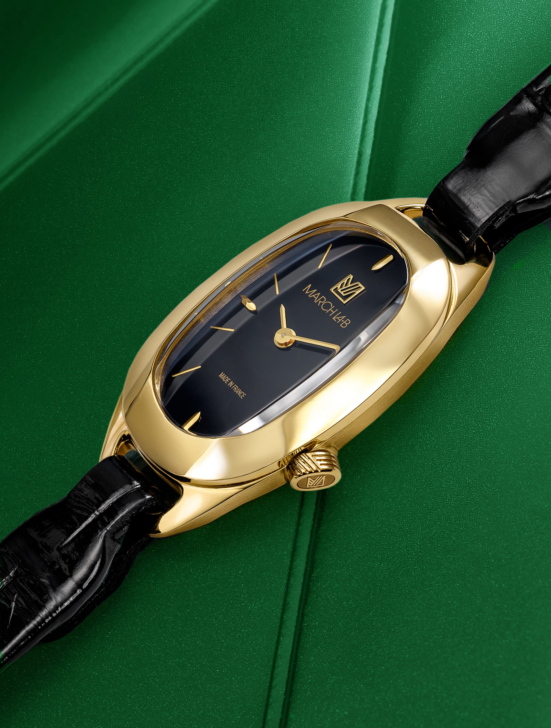 march-la-b-oblongue-supreme-20mm-cadran-noir-bo-tier-dor-quartz-suisse image 6
