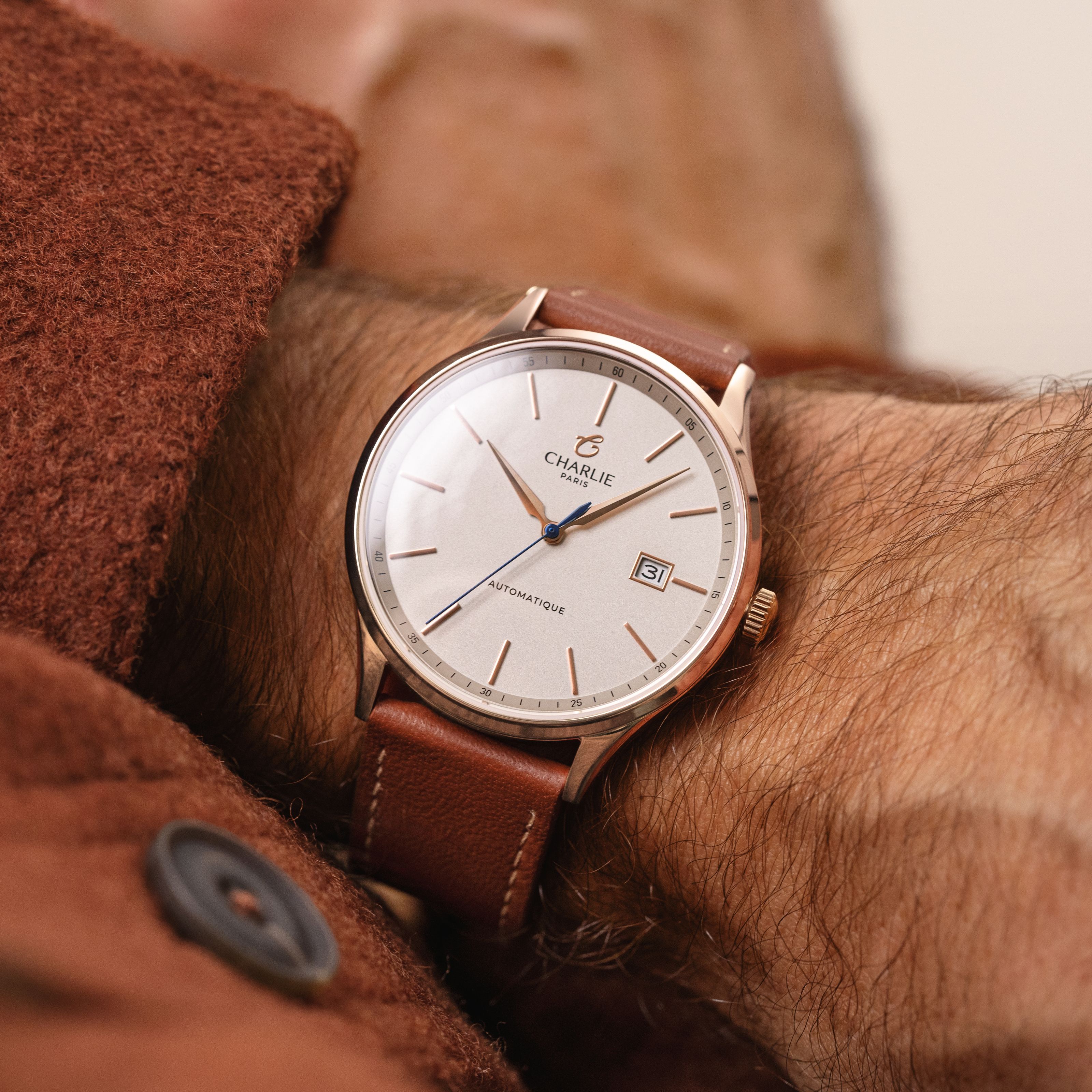 charlie-paris-initial-slim-dor-rose-montre-homme-automatique-40-mm-cadran-dor image 2