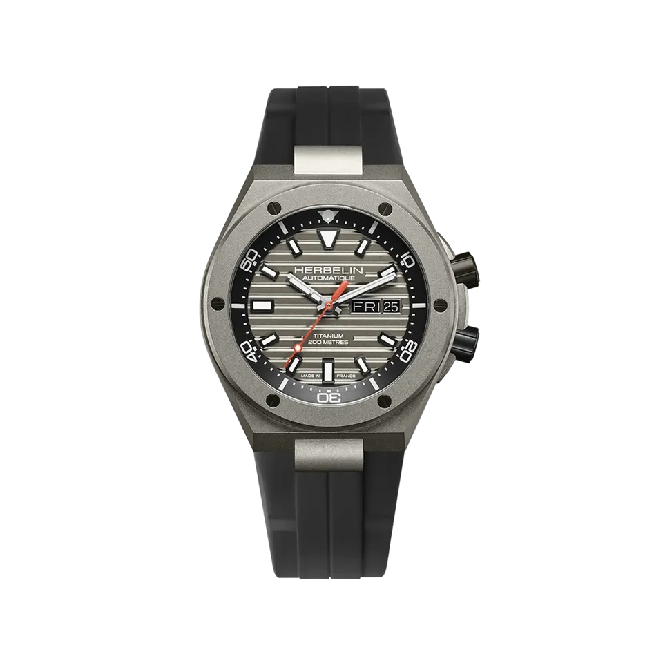 herbelin-cap-camarat-automatique-titane-diver-noir-42-mm image 1
