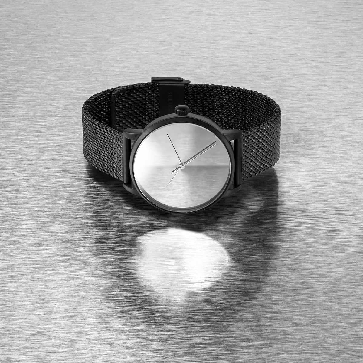 montre-charlie-paris-l-heure-miroir-dominique-perrault image 3