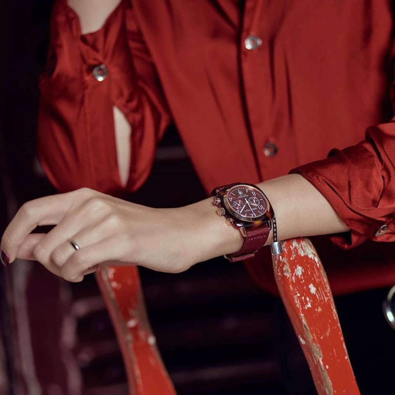 briston-clubmaster-classic-chronographe-40-mm-rose-gold-rouge-quartz image 4