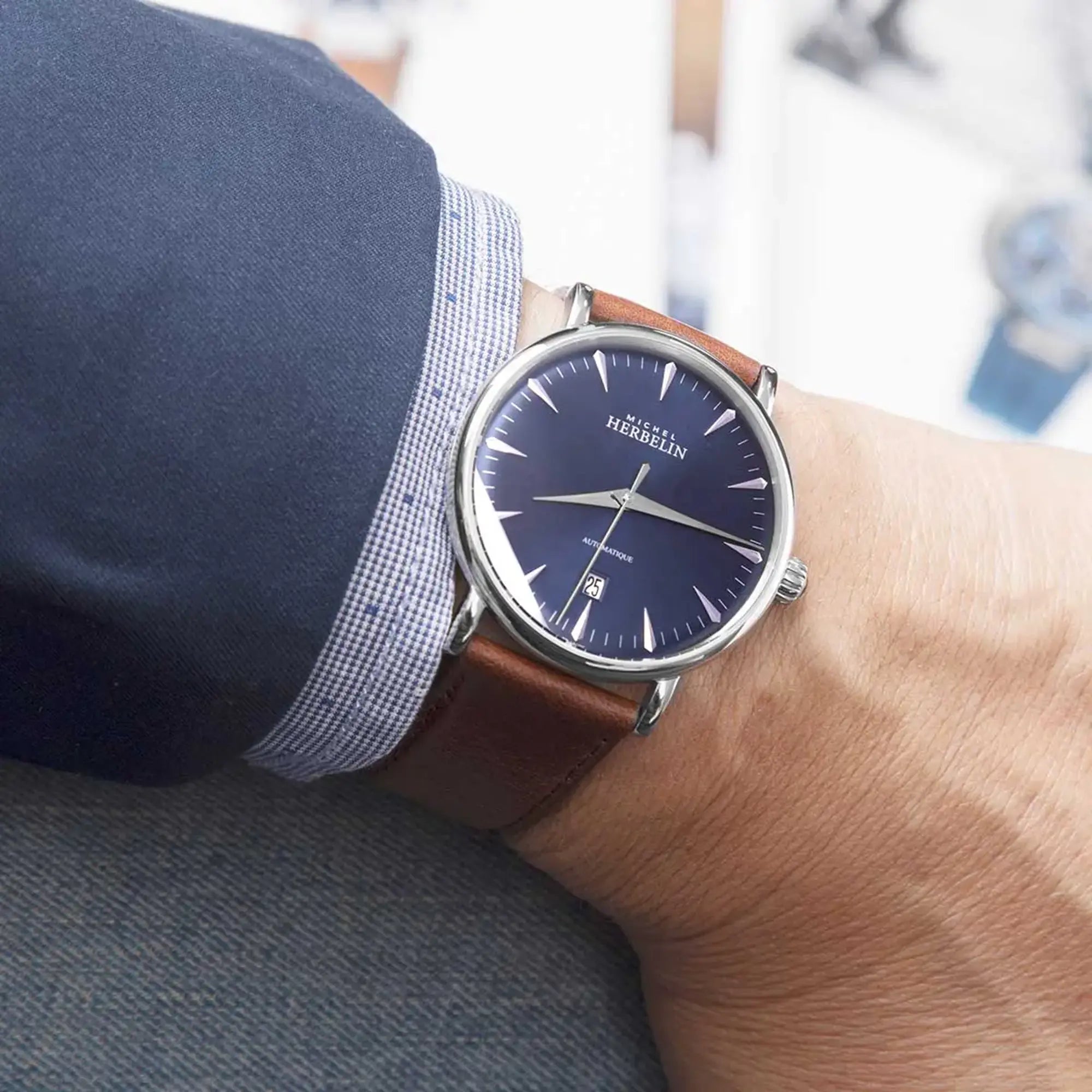 herbelin-inspiration-automatique-homme-bleu-cuir-brun-patin image 2