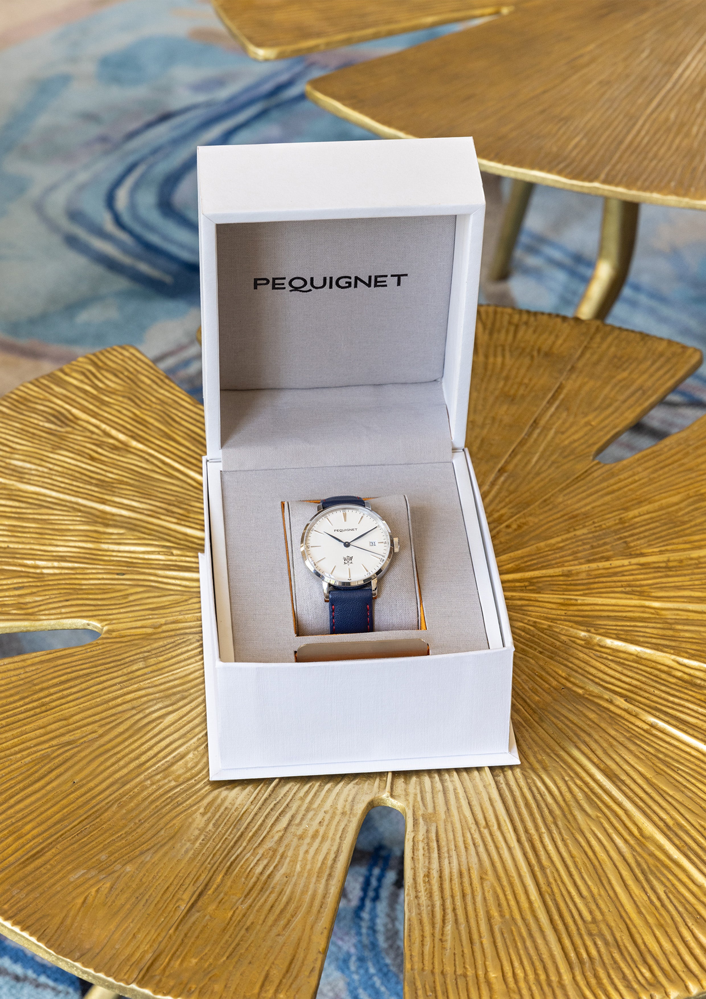 pequignet-attitude-lys-e-montre-bleu-blanc-rouge-s-rie-limit-e-300-pi-ces image 5