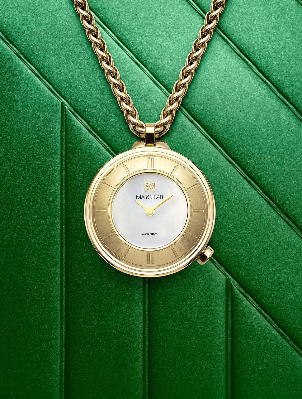 march-la-b-lady-volante-nacre-montre-sautoir-disco-volante image 1